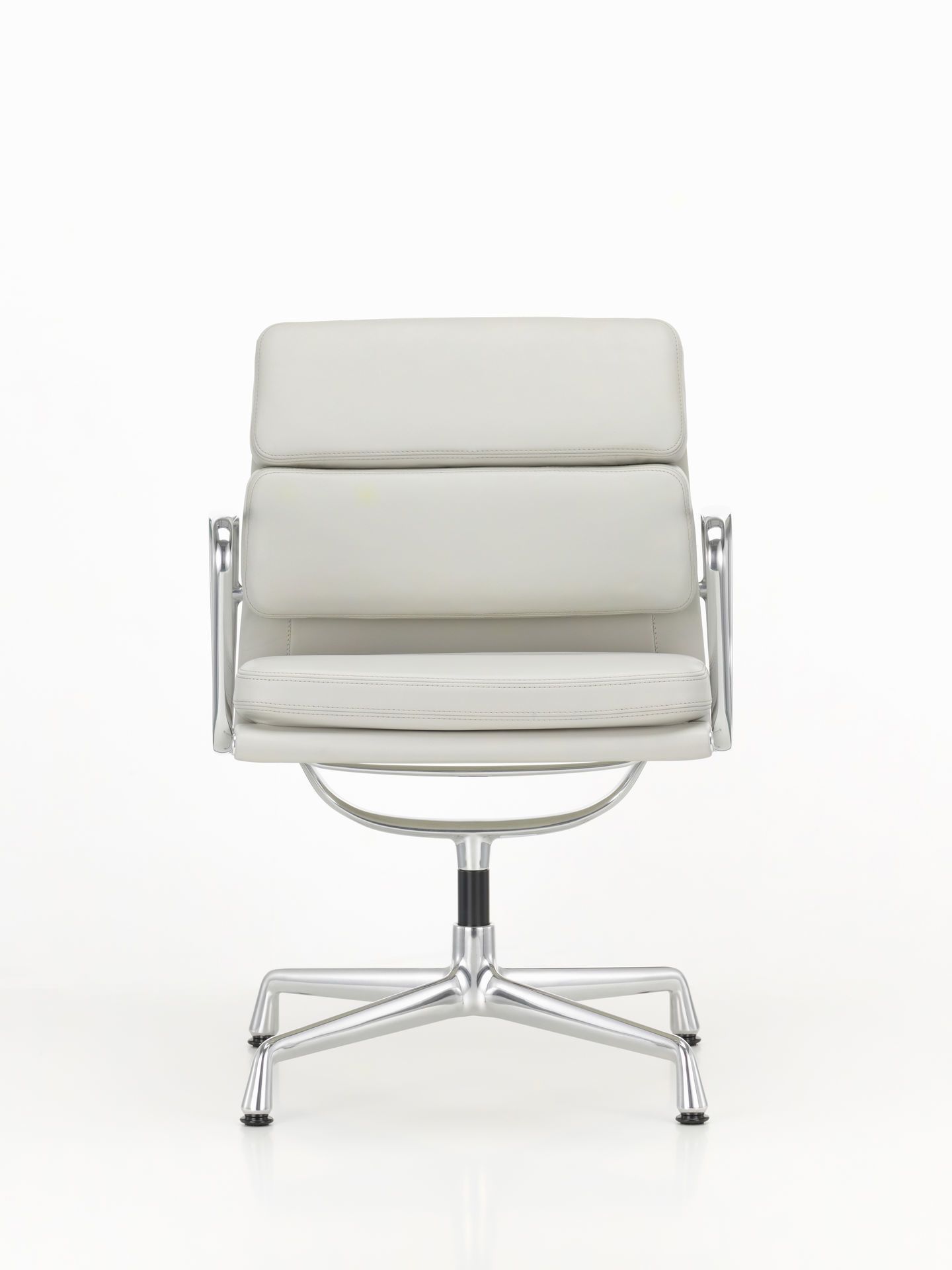 Soft Pad Chair EA207 / EA 207 Armchair Vitra