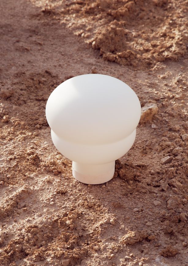 Kumo Table lamp medium white Pulpo