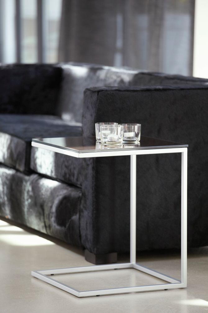 Classico Side Table by Jan Kurtz