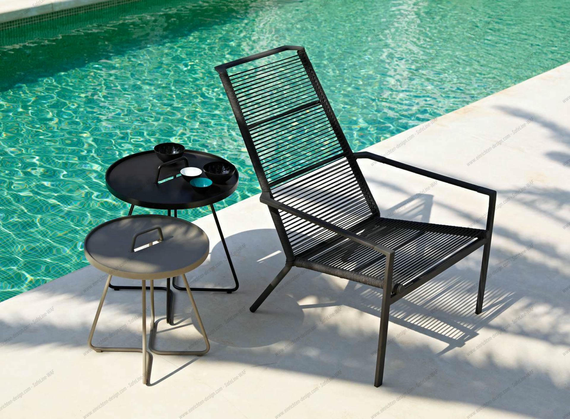 On-The-Move Outdoor side table small Cane-Line