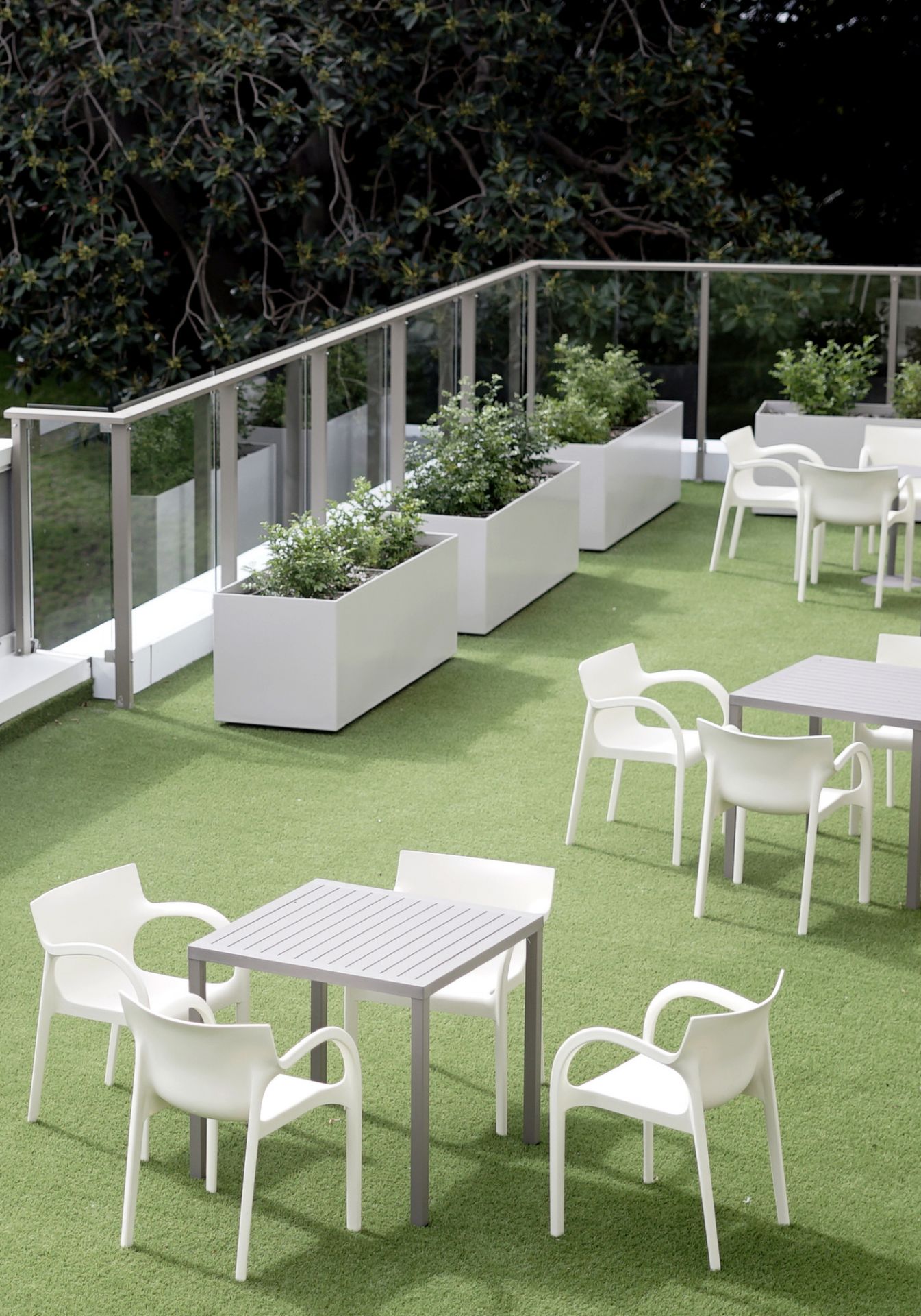 Poppystar Outdoor Chair Stackable Set of 4 Segis white