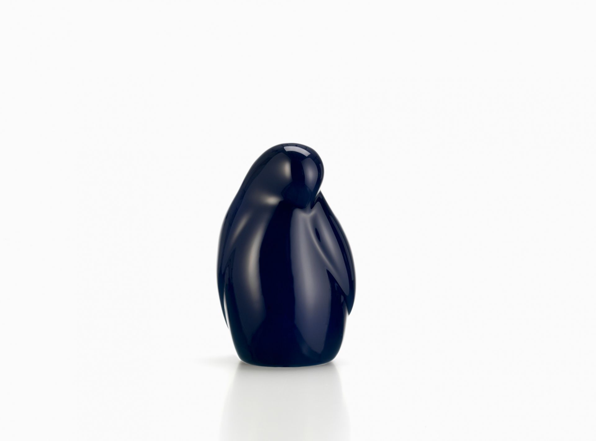 Resting Bird figure large white Vitra