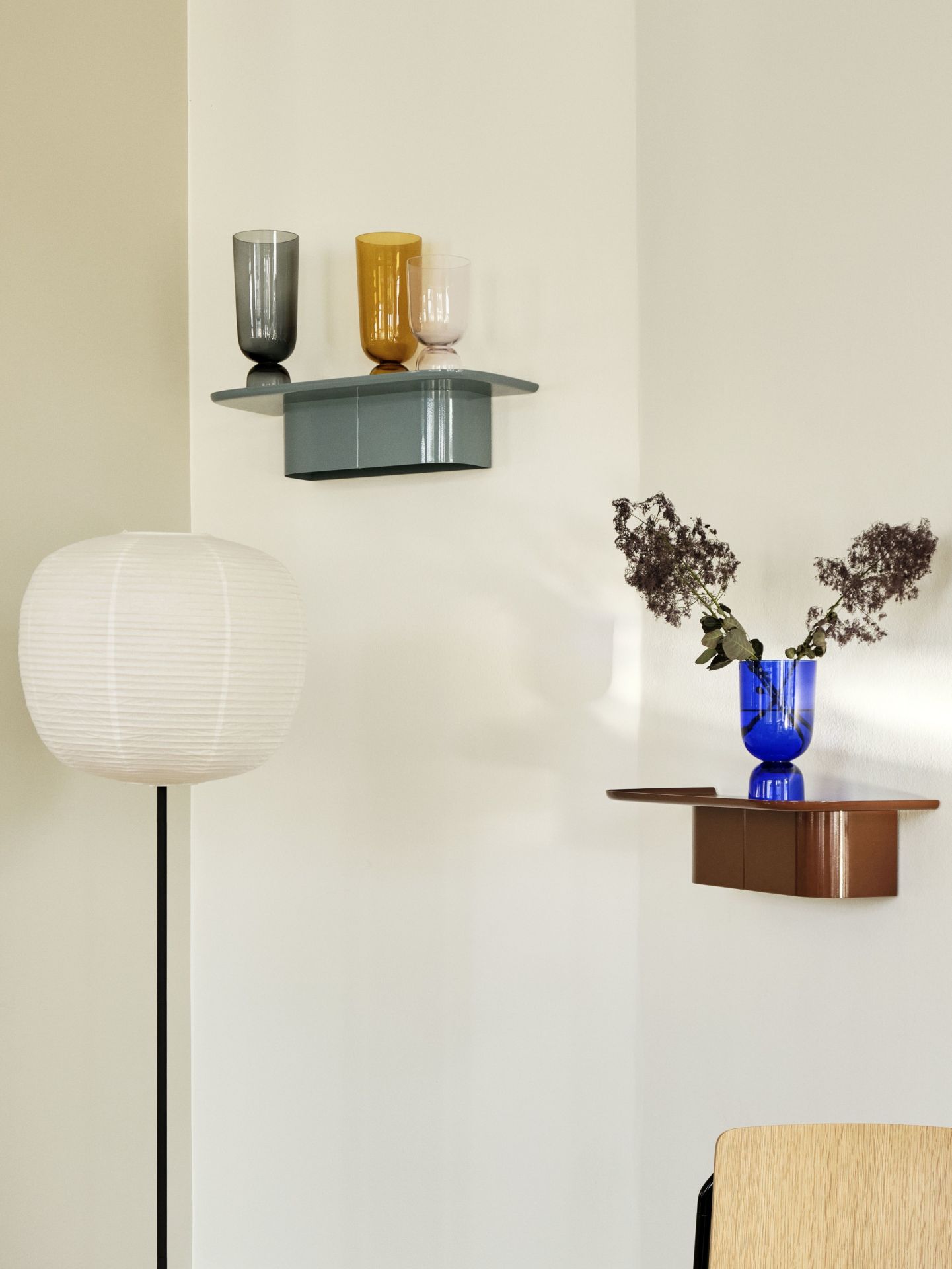 Korpus Shelf Small 4 hooks Wall shelf Hay