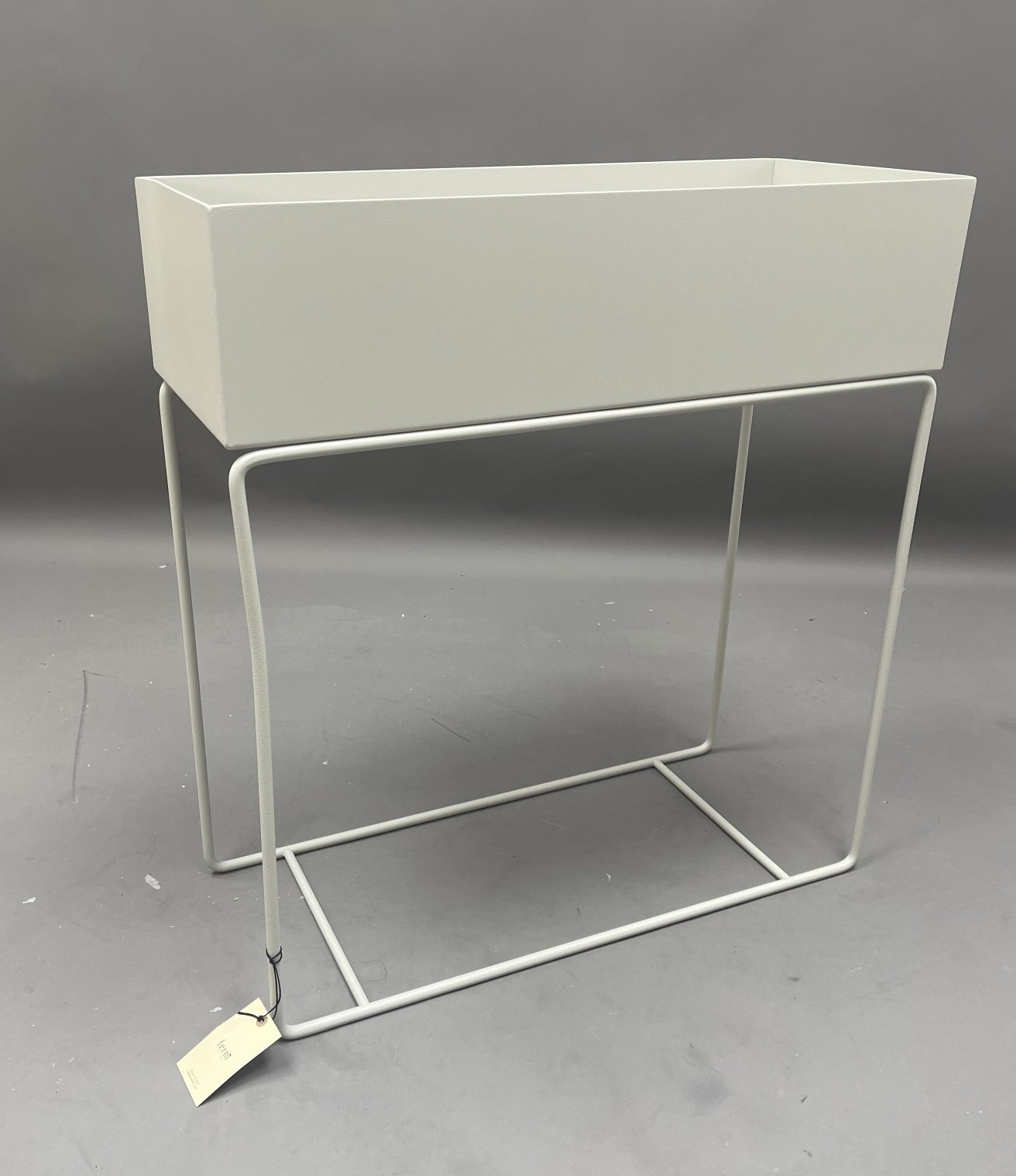 Plant Box LIGHT GREY Ferm Living MÄNGELEXEMPLAR