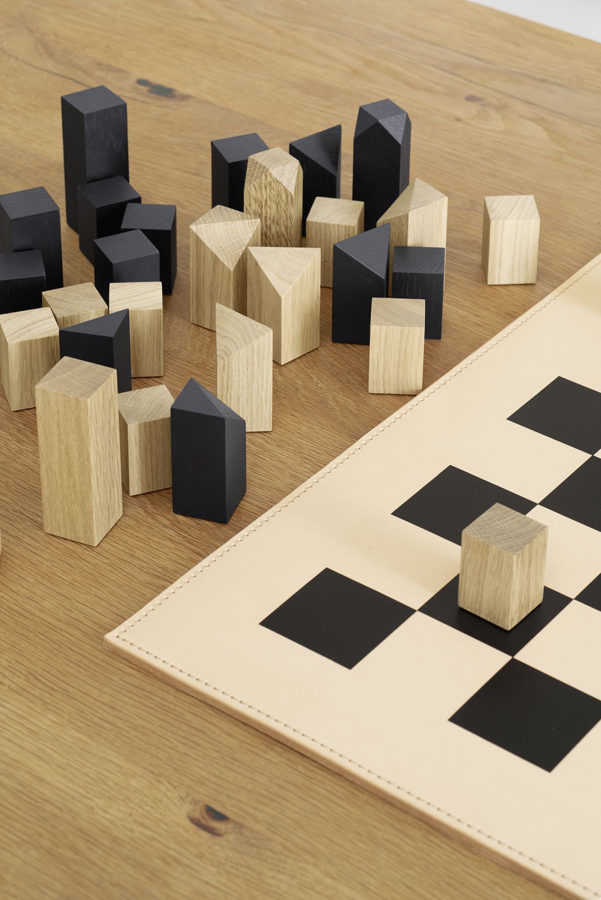 AC21 AC22 Nona Chess Set e 15