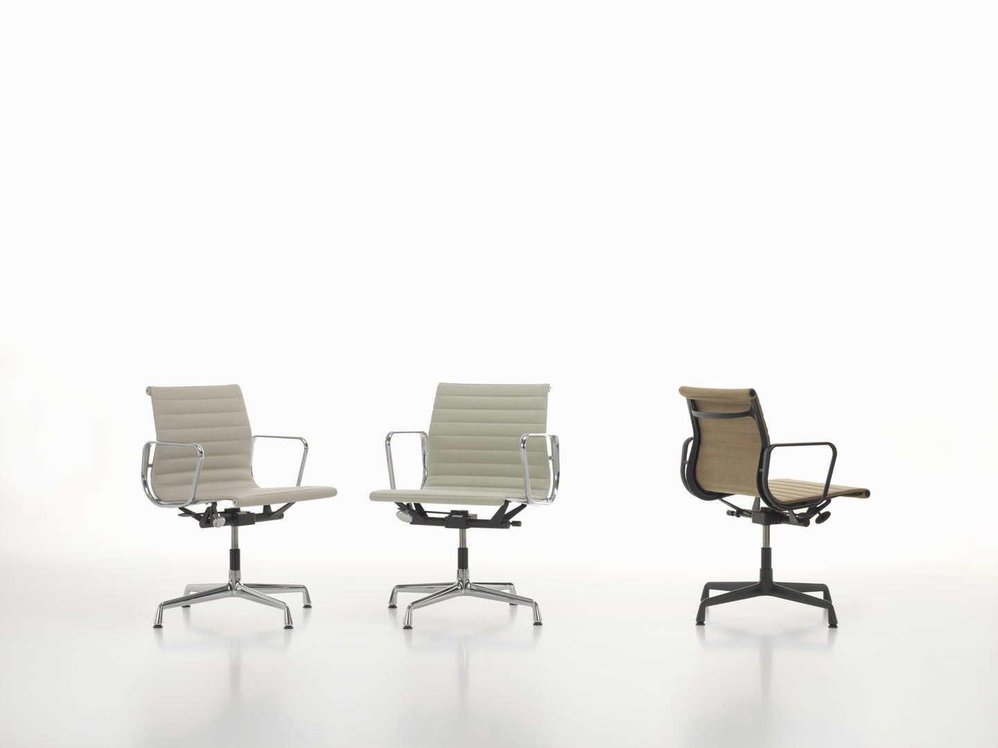 Aluminium Chair EA 131 / EA131 Chair Vitra
