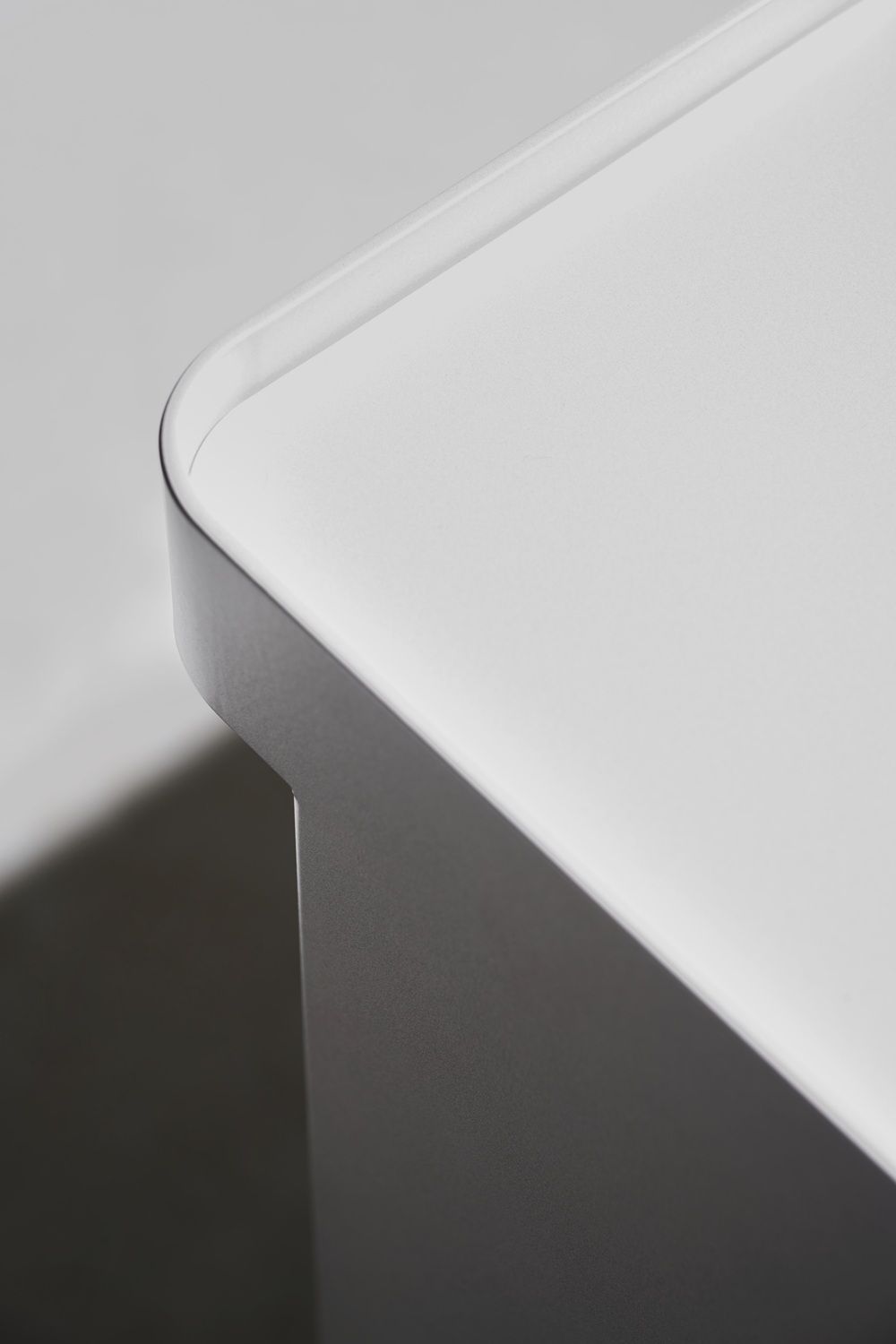 Ambito Side table Tola Dolza side table