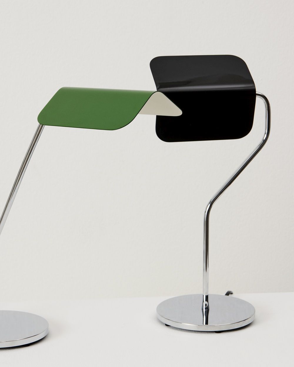 Apex Table Lamp Oyster Table Lamp Hay