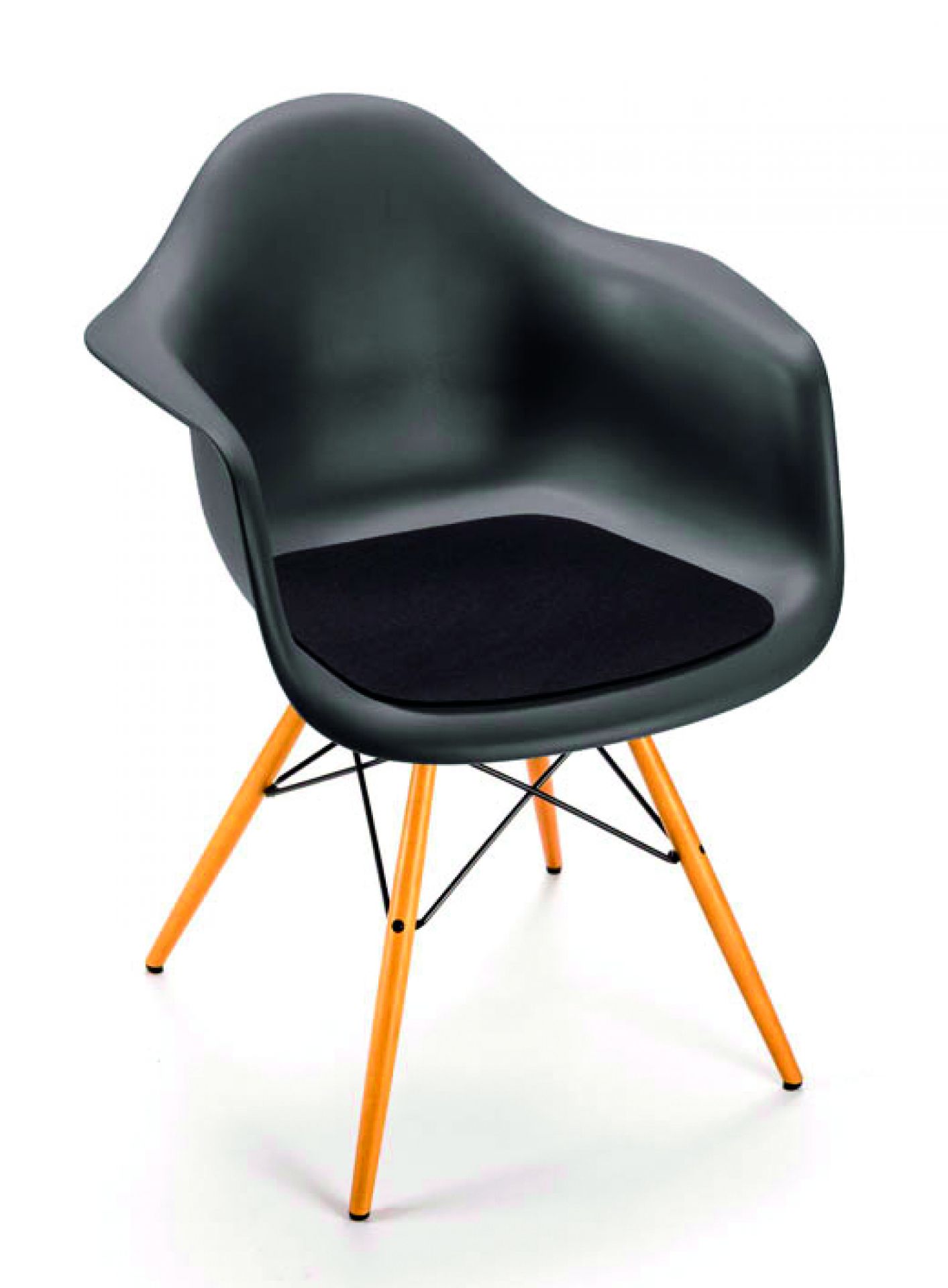 Seat cushion - felt cushion for Eames Plastic Arm Chairs (DAR / DAW), DAX Parkhaus Berlin