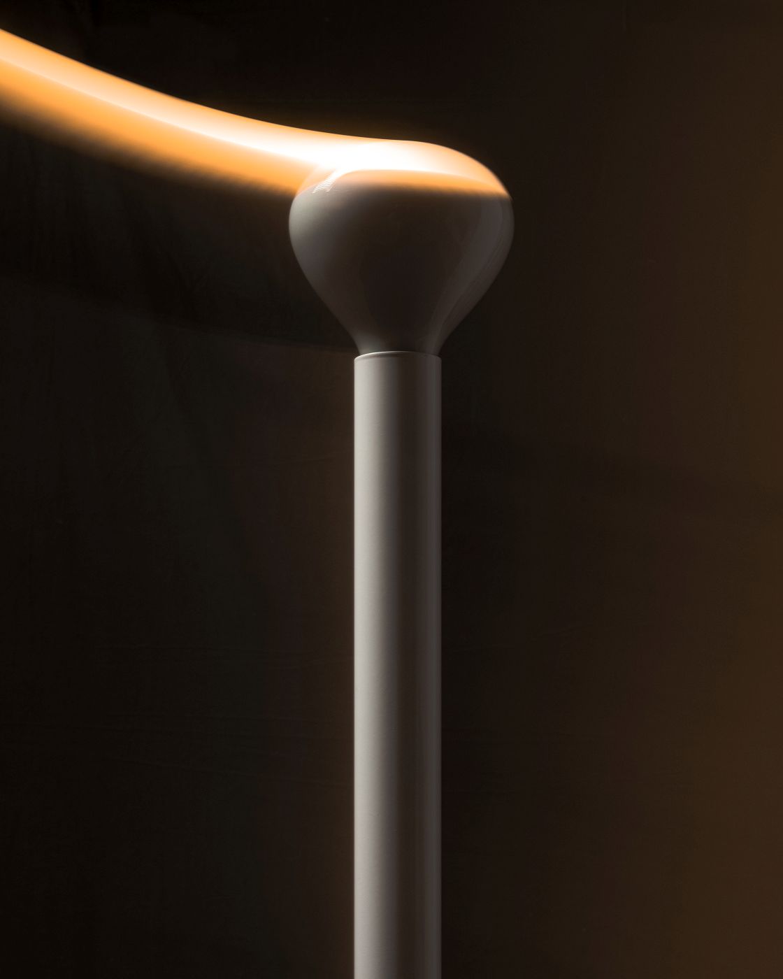Luminator floor lamp Flos