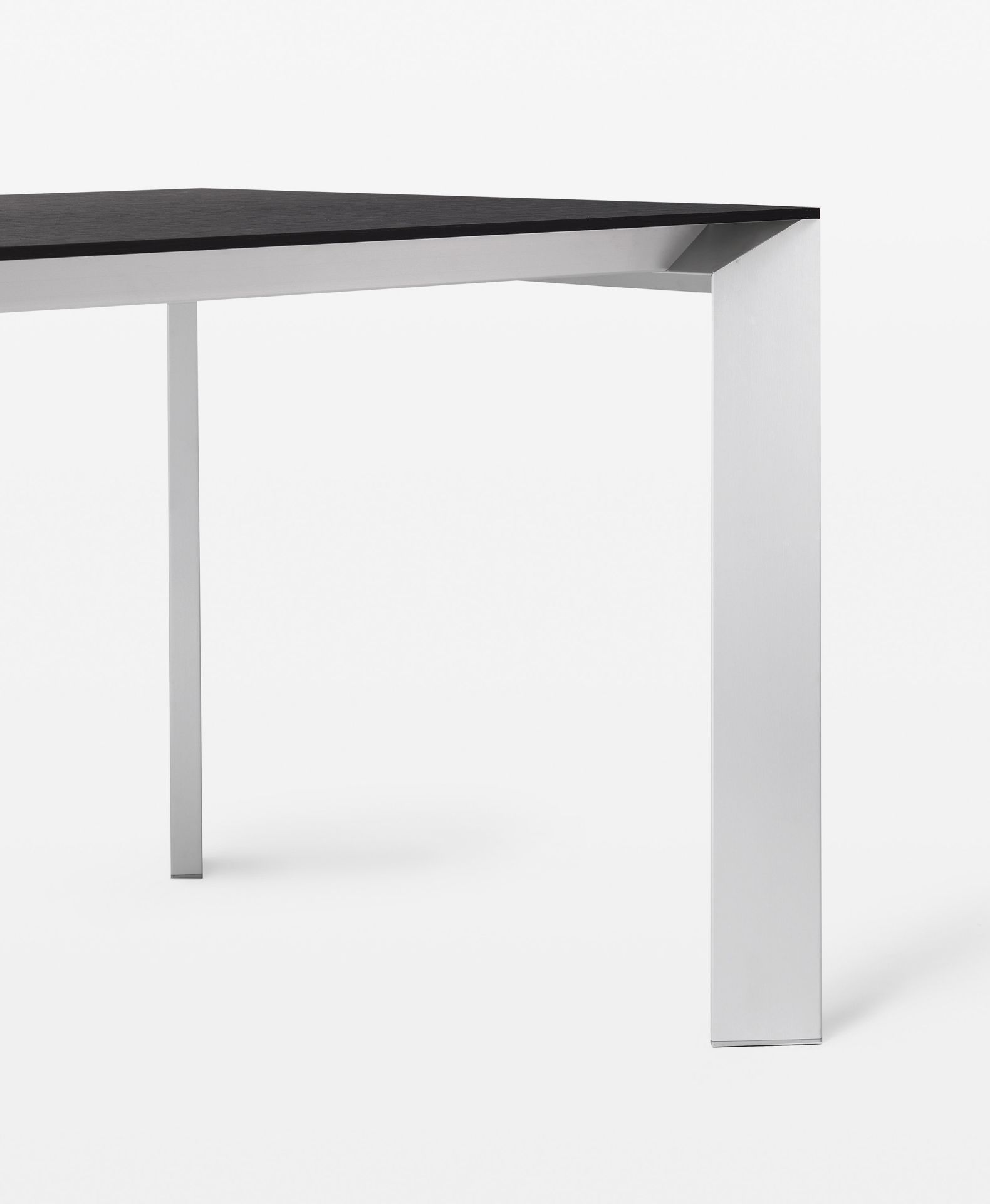 Nori extendable table / Kristalia dining table