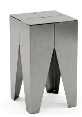Backenzahn Steel Stool/Side Table e15