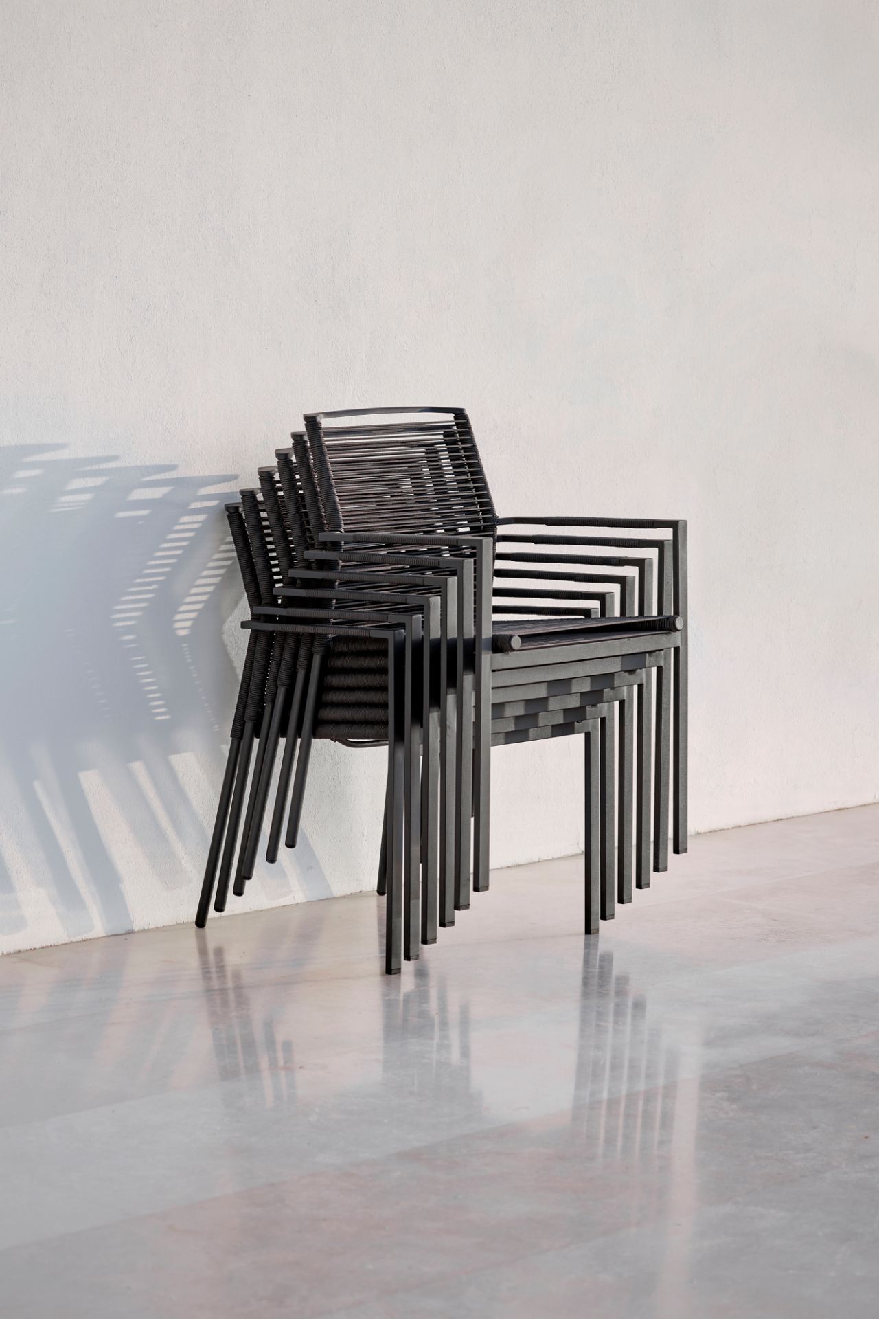 Edge Outdoor Armchair stackable Cane-Line