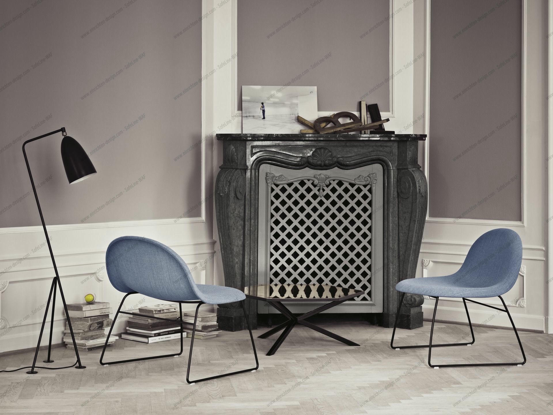 Gräshoppa / Grashoppa Floor light black Gubi