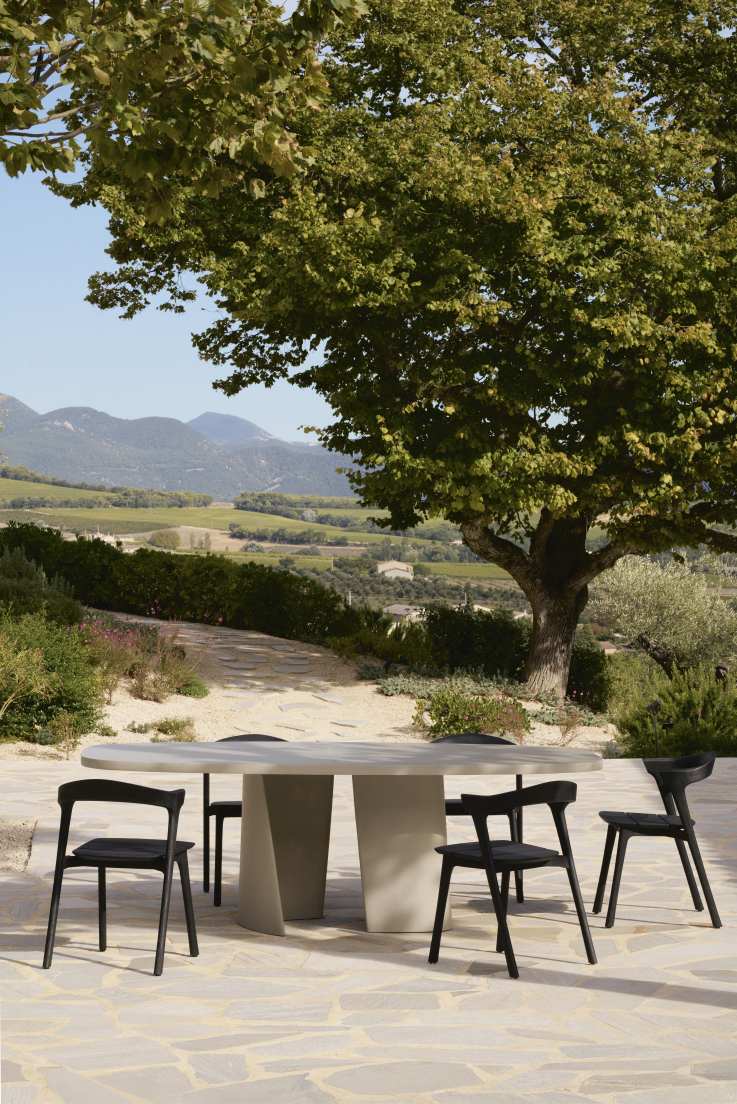 Canyon dining table outdoor concrete Ethnicraft