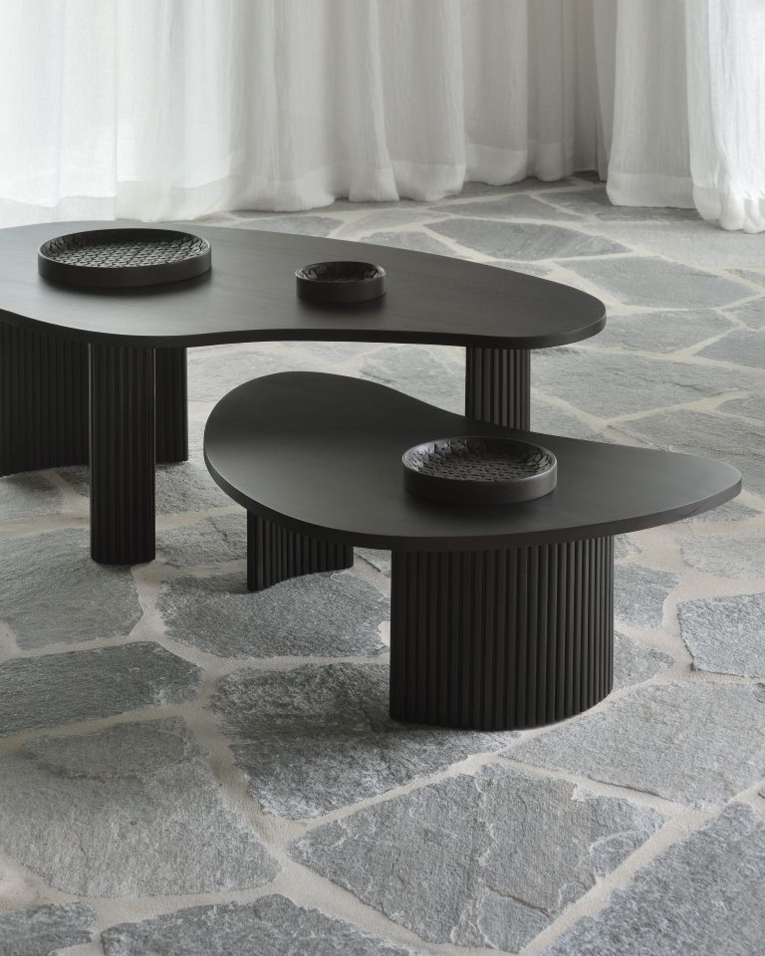 Boomerang Coffee Table Mahogany Ethnicraft