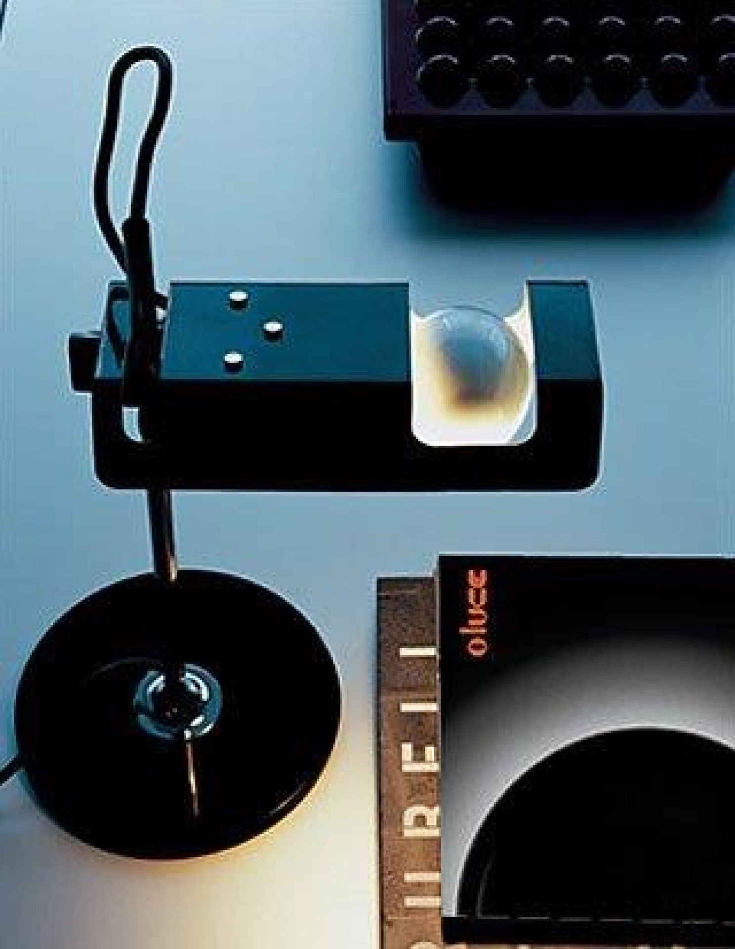 Spider 291 Table lamp Oluce