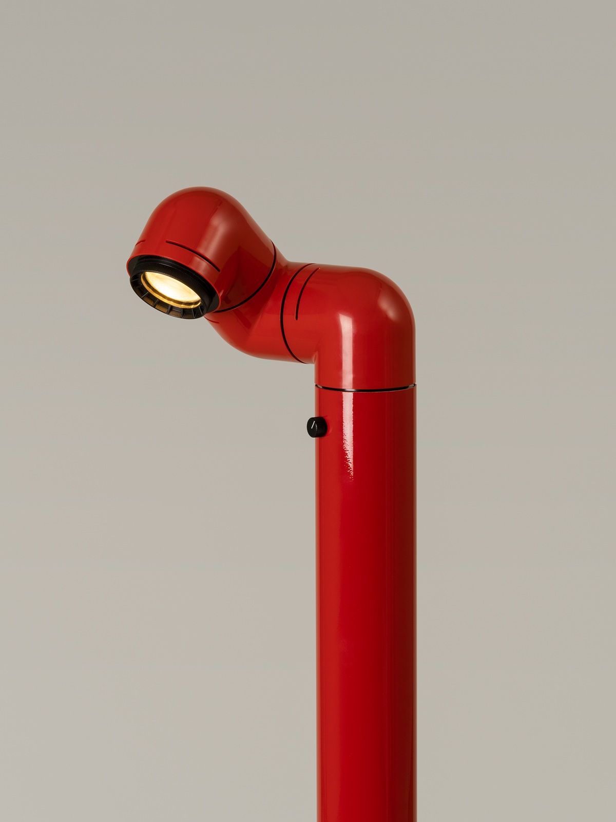 Tatu Alta Floor Lamp by Santa & Cole