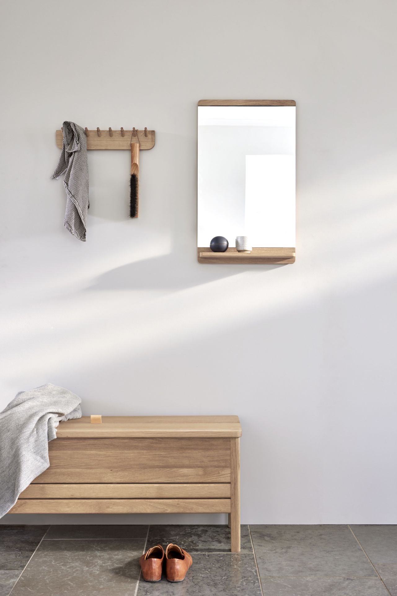Rim Wall Mirror Oak Form & Refine