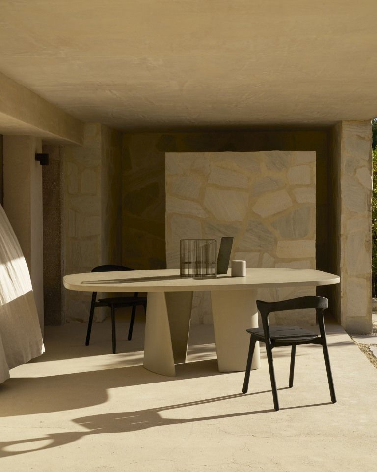 Canyon dining table outdoor concrete Ethnicraft