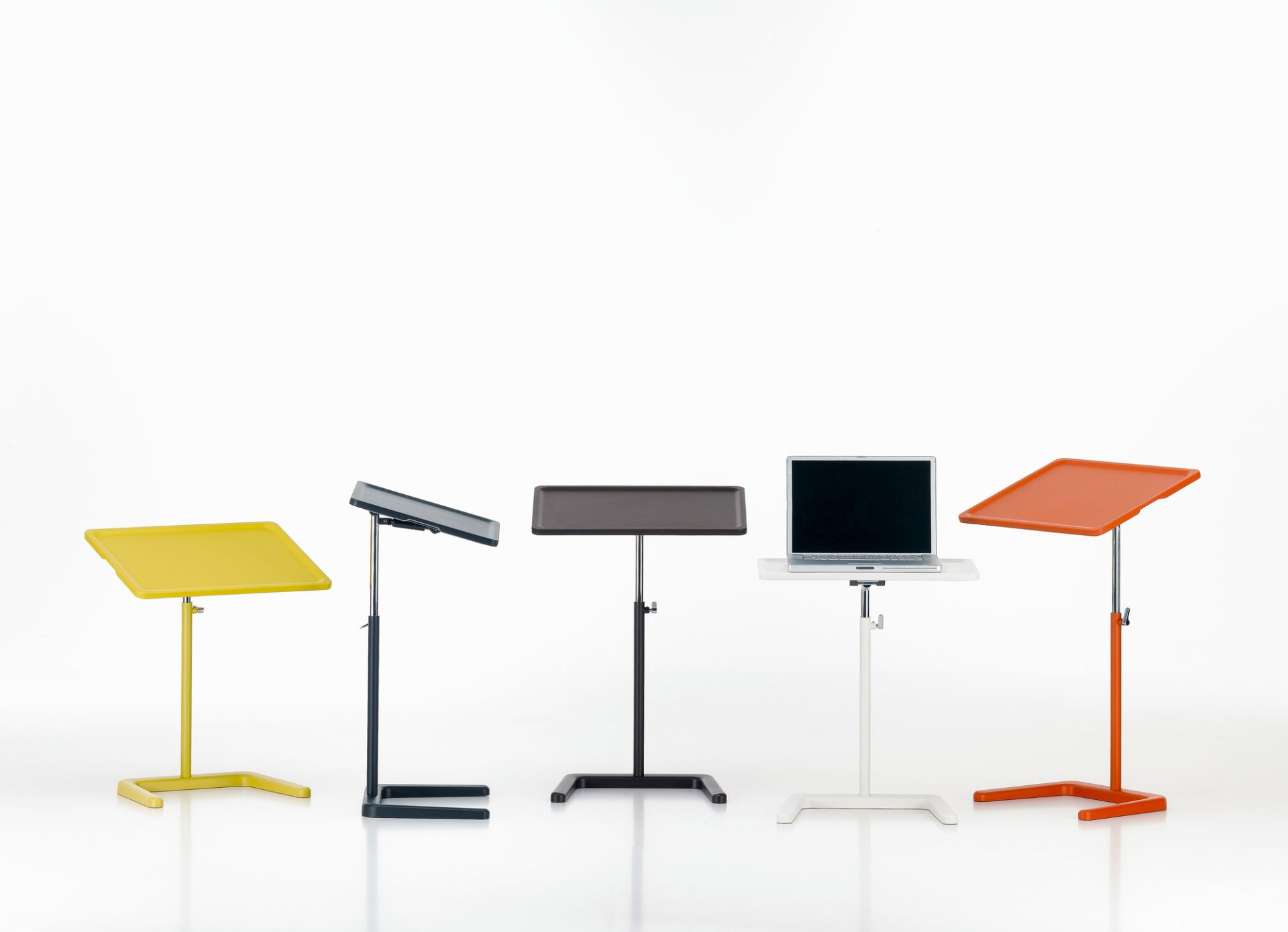 NesTable Side Table Vitra Ice grey