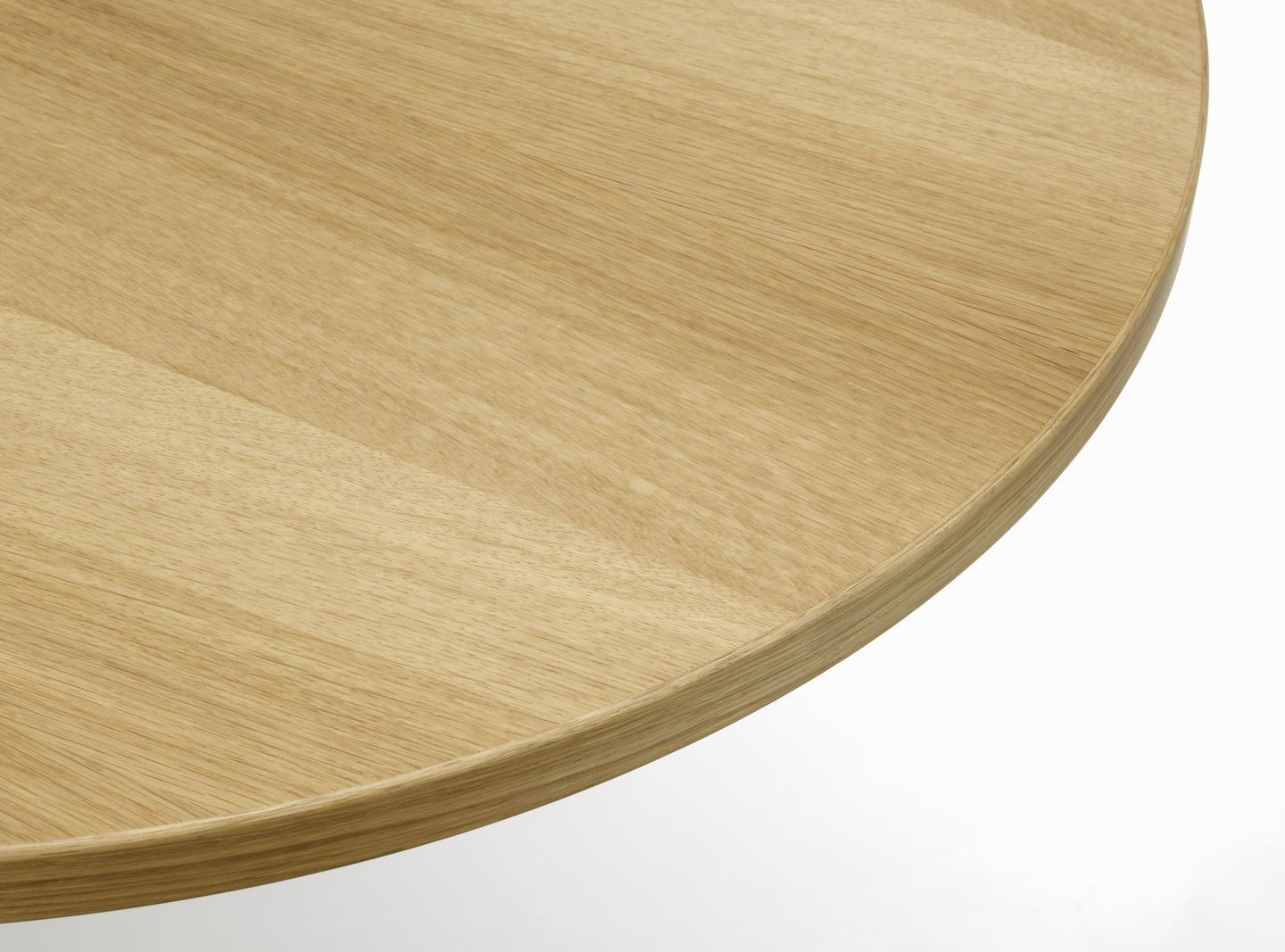 Eames Contract Tables High Standing Table Ø 80 cm Vitra