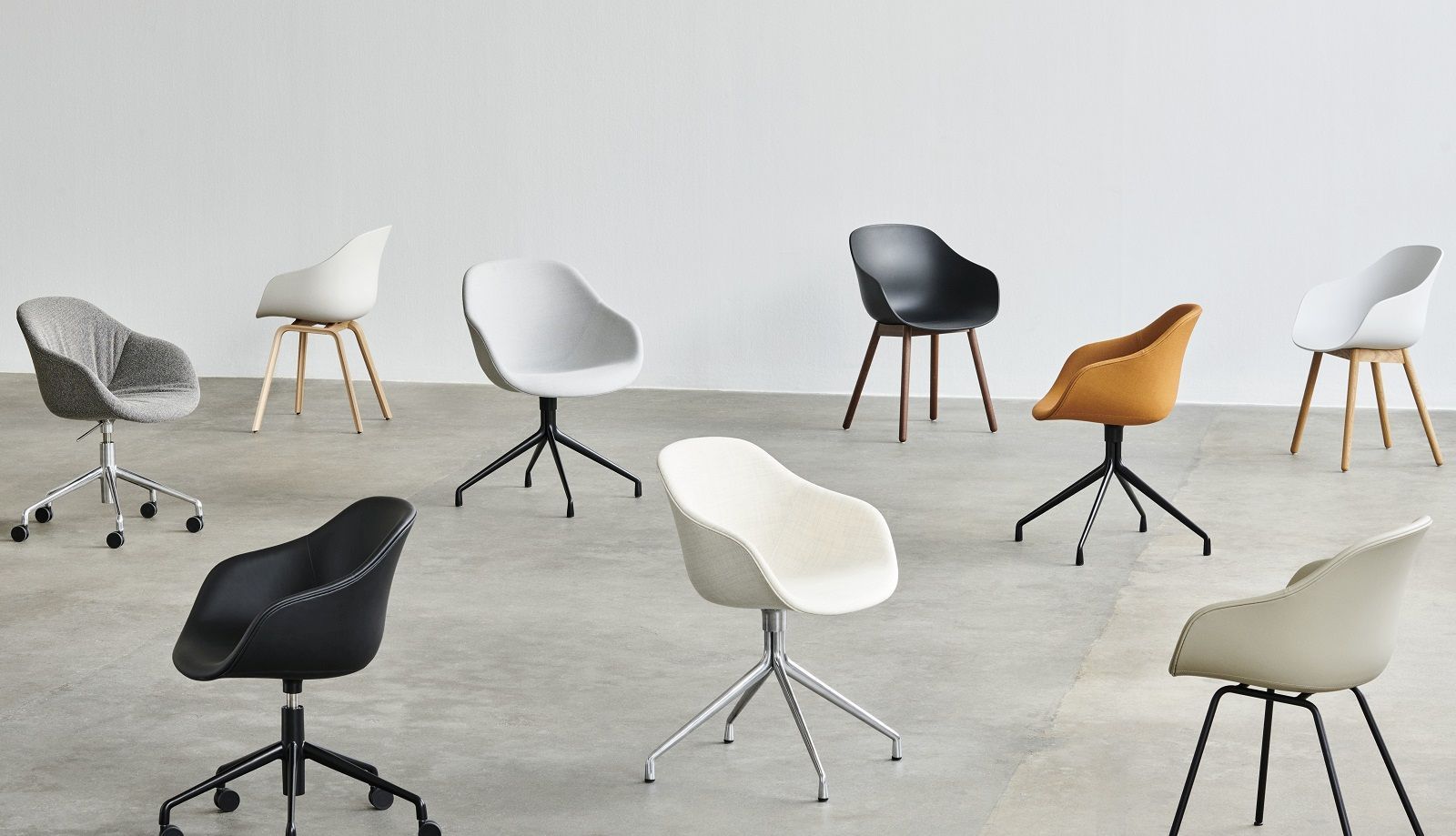About a Chair AAC212 / AAC 212 Chair Hay