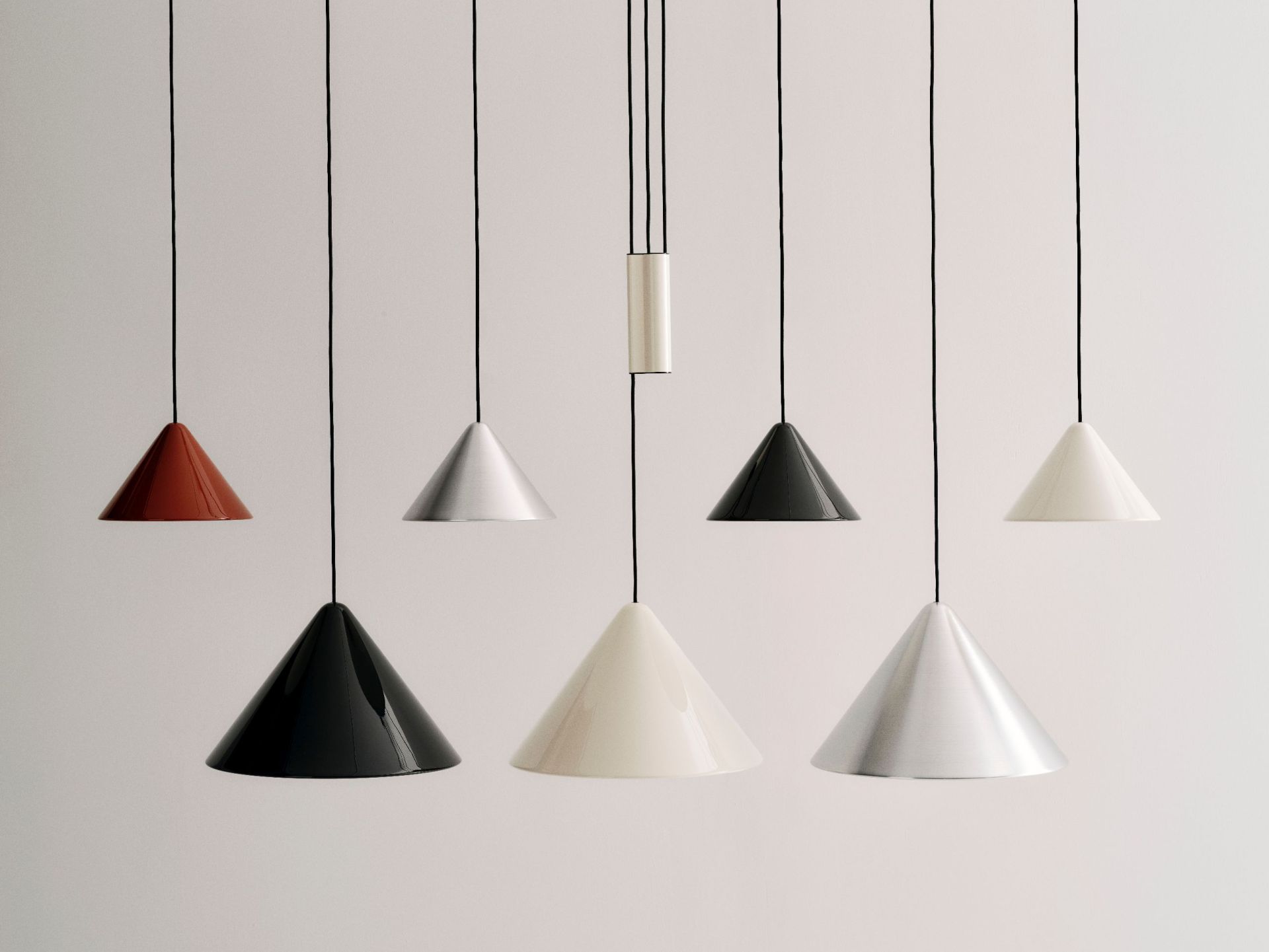 Compass Pendant 260 Pendant Lamp Aluminium Soft black Hay