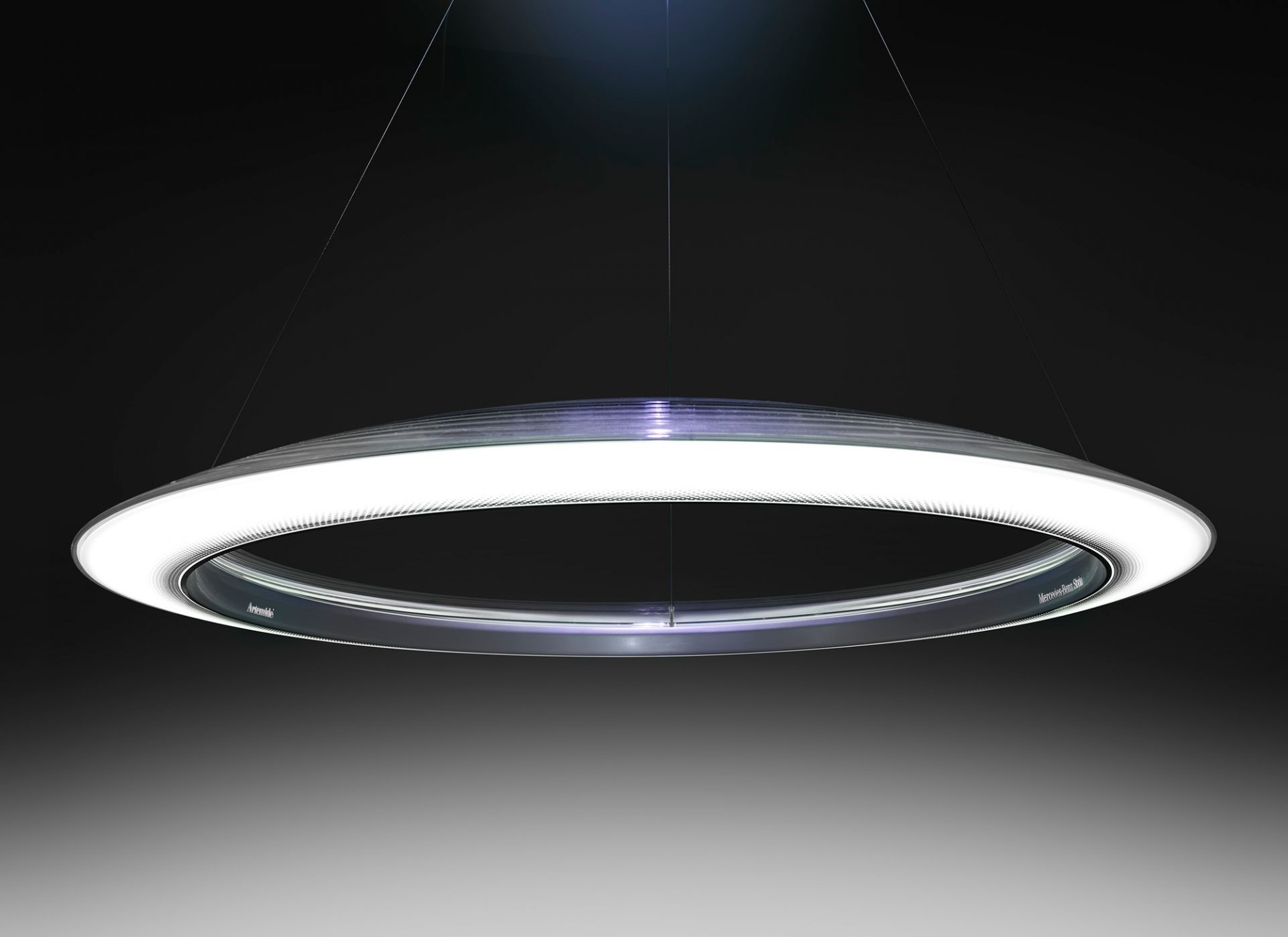 Ameluna pendant lamp 3000K push dimmer Artemide
