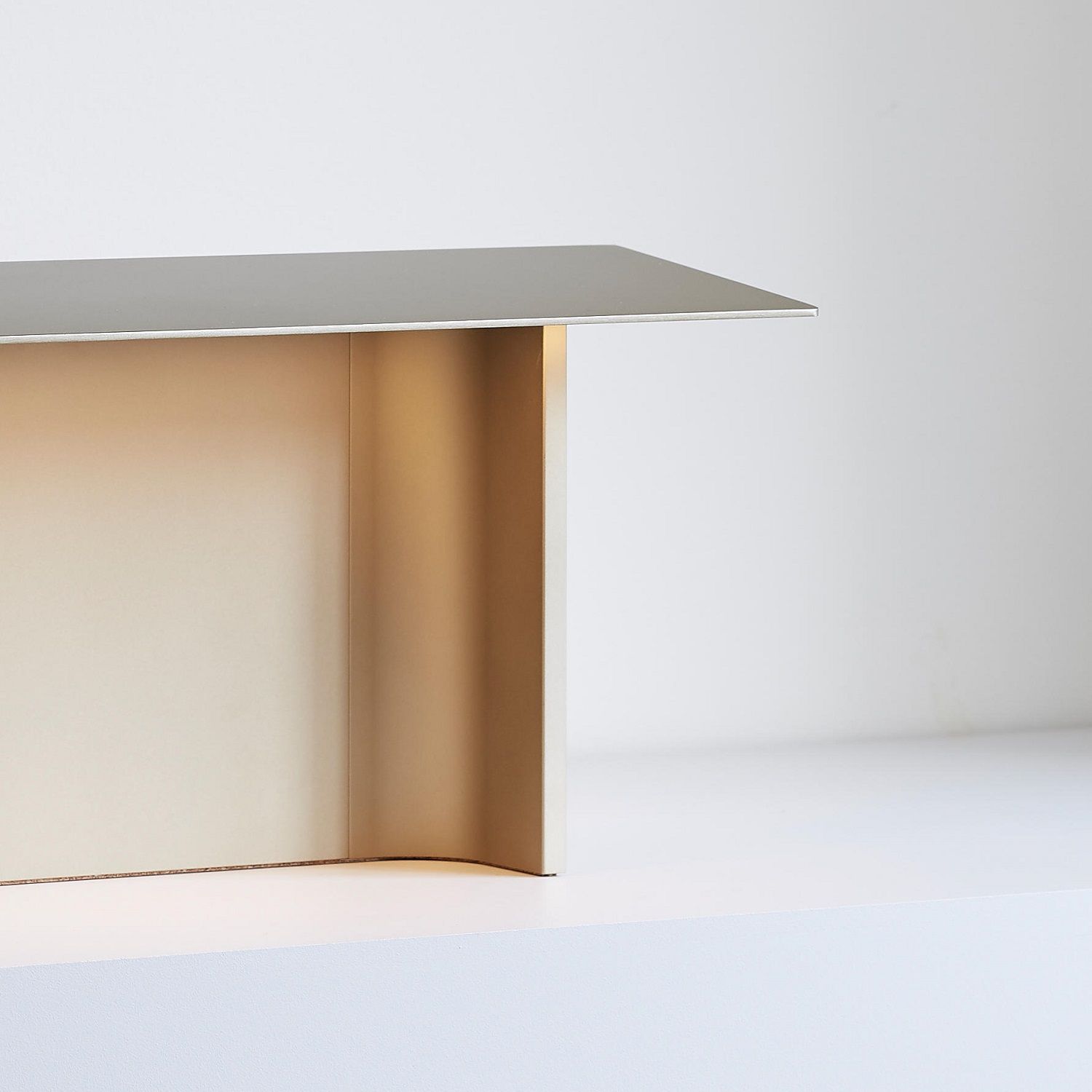D98 Fienile Table lamp Luceplan