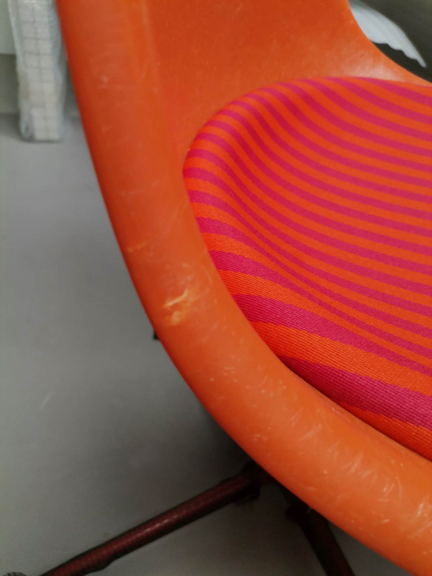 Eames Fibreglass Side Chair La Fonda Red Orange Vitra LIMITED EDITION COLD EXEMPLARY