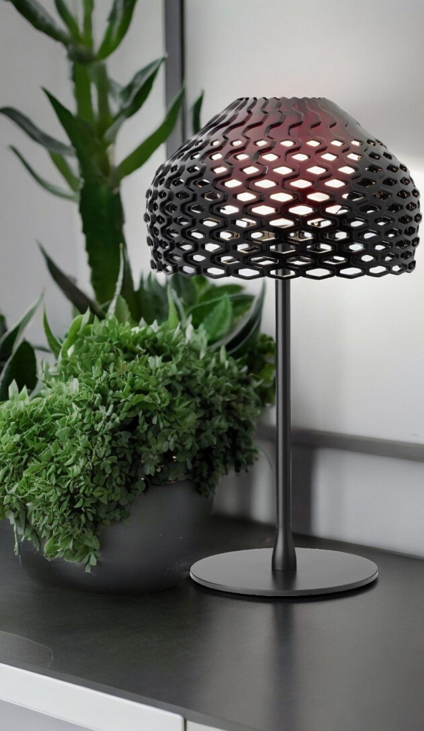 Tatou T1 Table lamp Flos