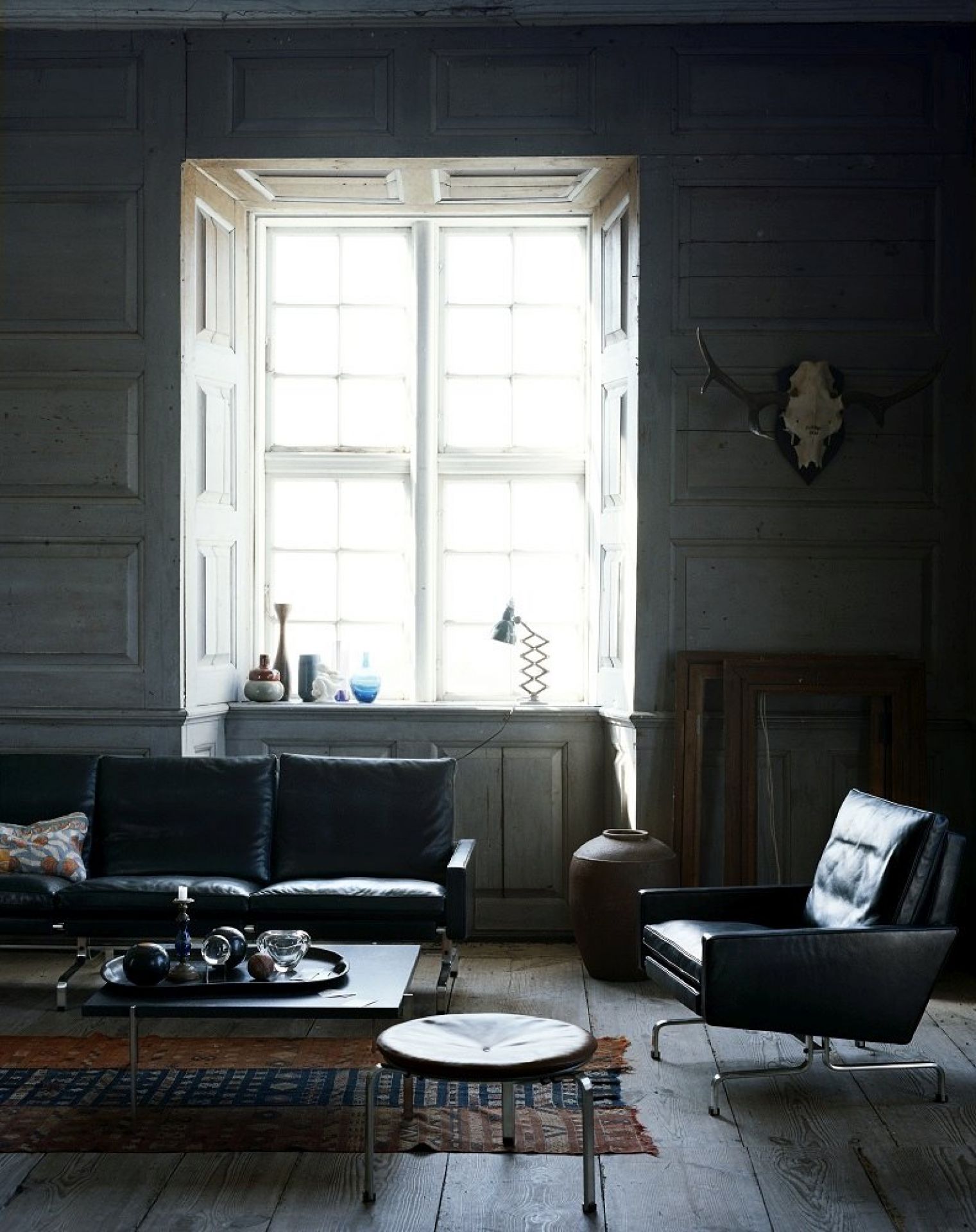 PK 33 / PK33 Stool Fritz Hansen