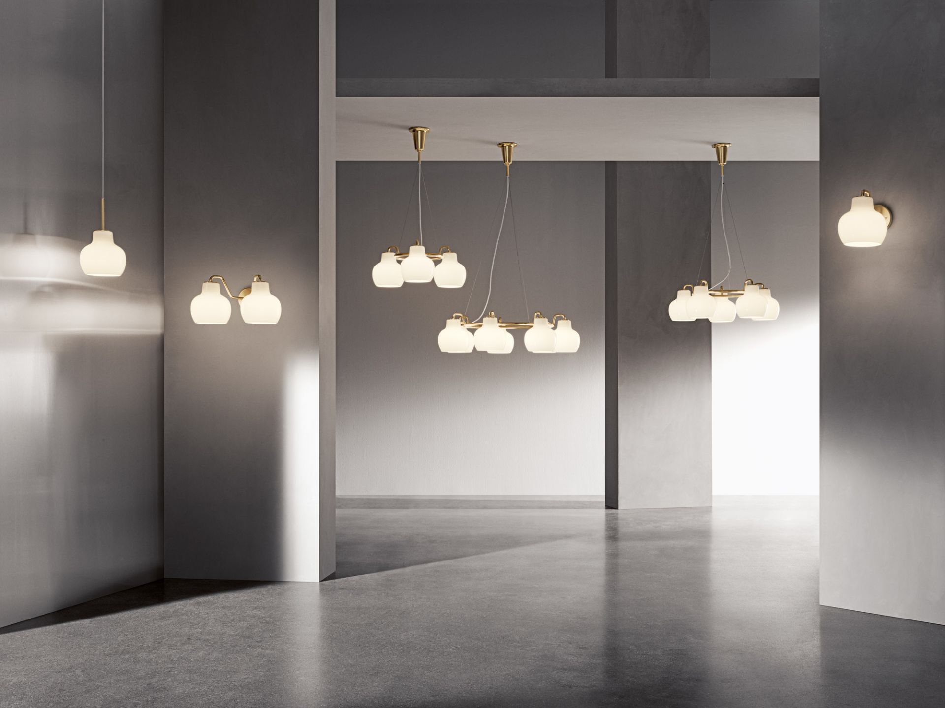 VL Ring Crown 3 pendant light Louis Poulsen