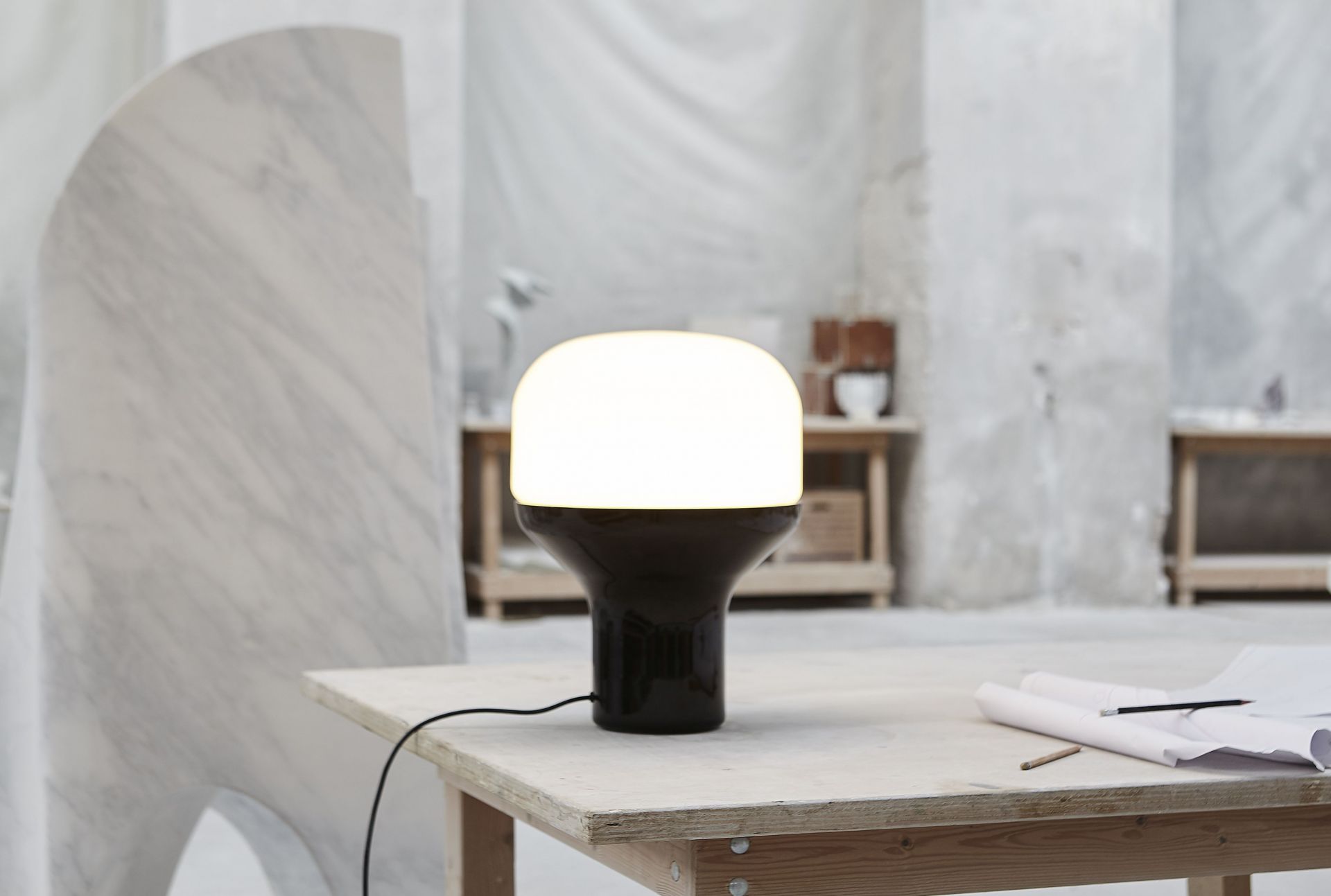 Delux Table Lamp Martinelli Luce
