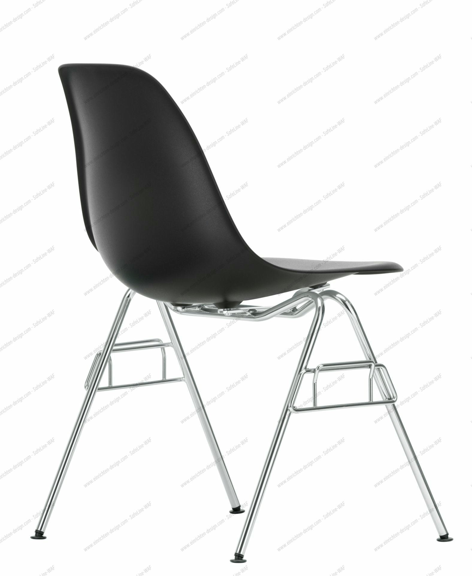 Eames Plastic Side Chair DSS Chair Vitra
