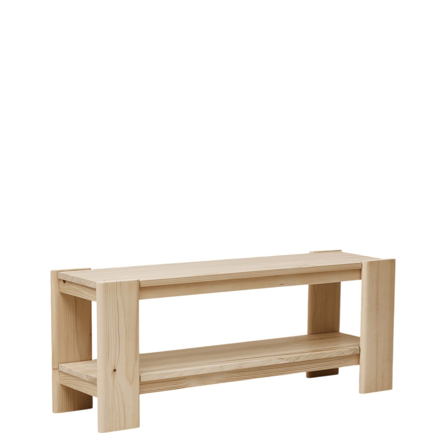 Beam Sitzbank von Form & Refine aus hellem Kiefernholz mit Ablage für Schuhe oder Accessoires.
