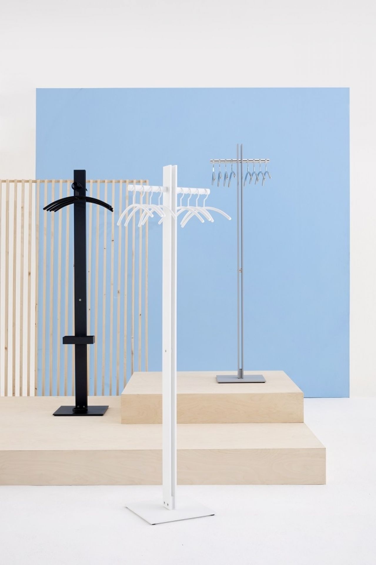 Standfree coat stand Cascando