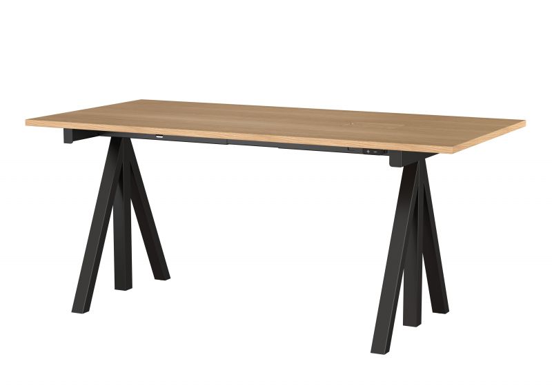 Works Desk height adjustable black frame String Furniture