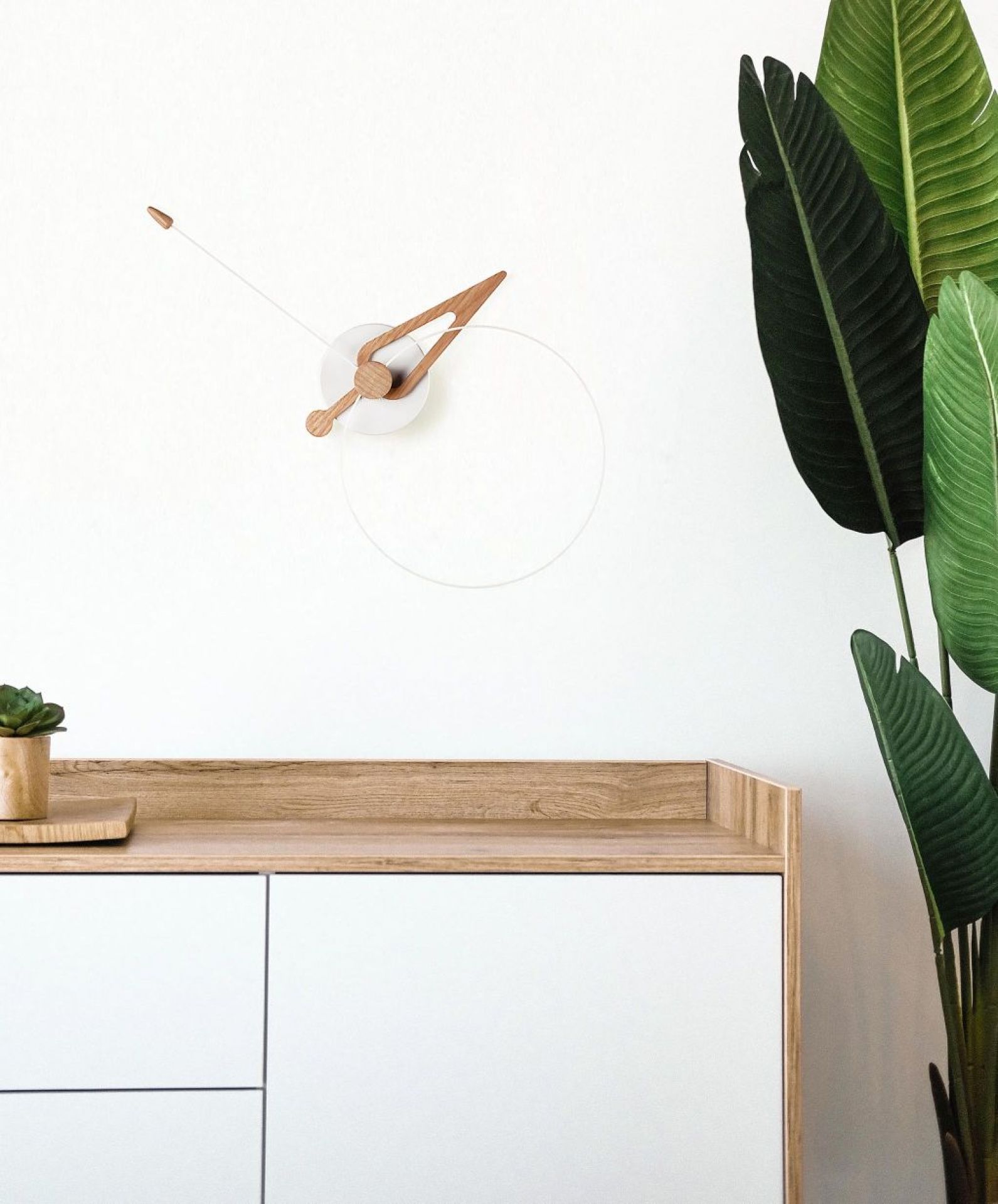 Pico Wall clock oak/white nomon