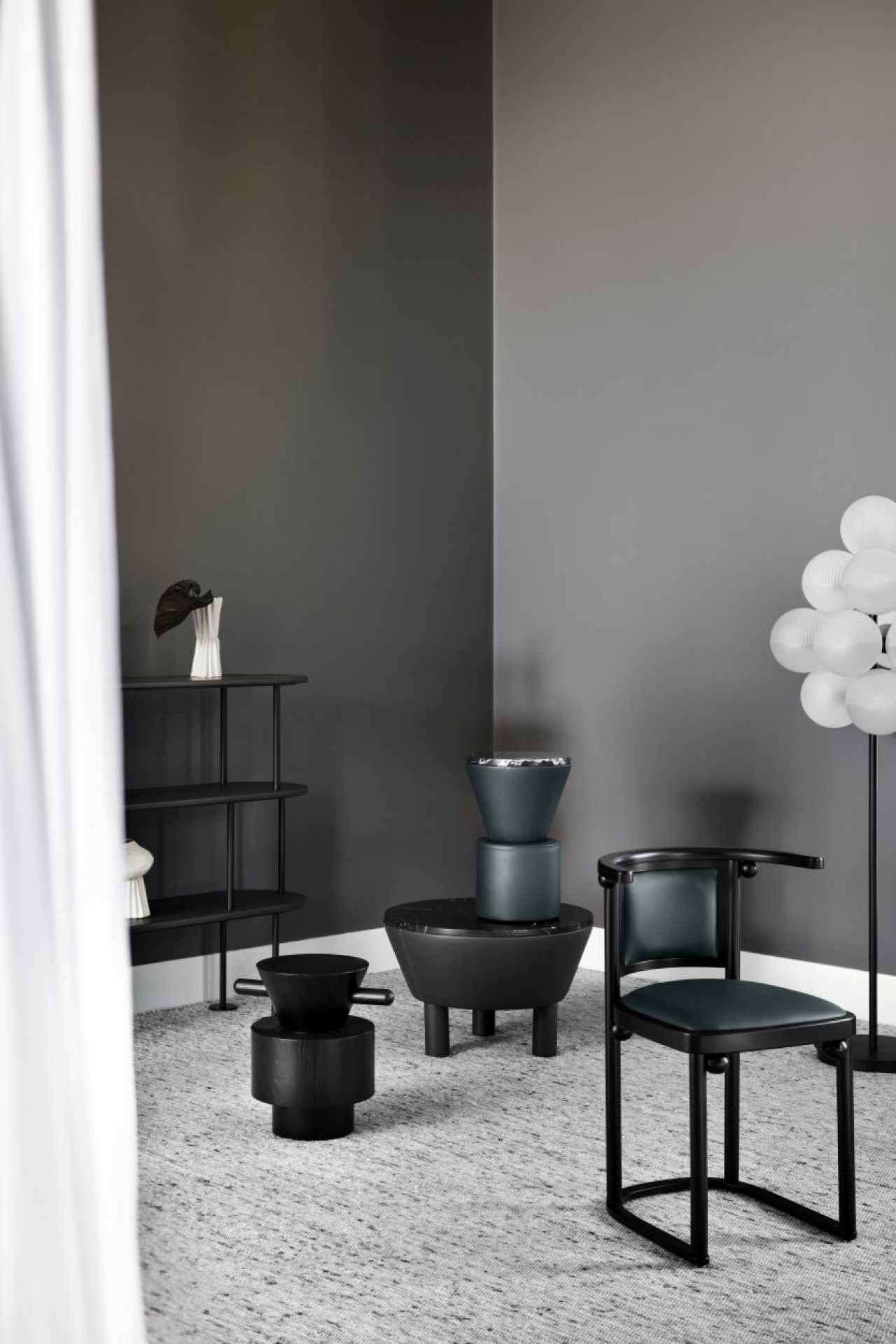 Stellar Grape Big Floor lamp Pulpo