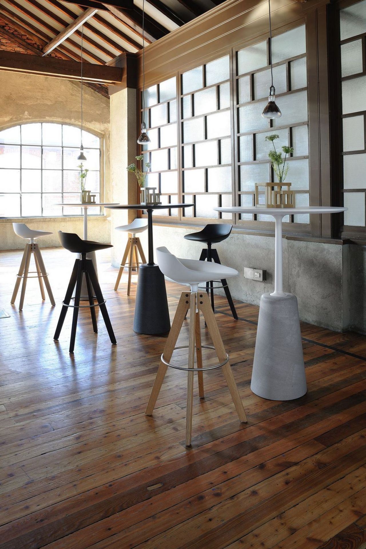 Flow Stool VN stool / counter stool MDF Italia