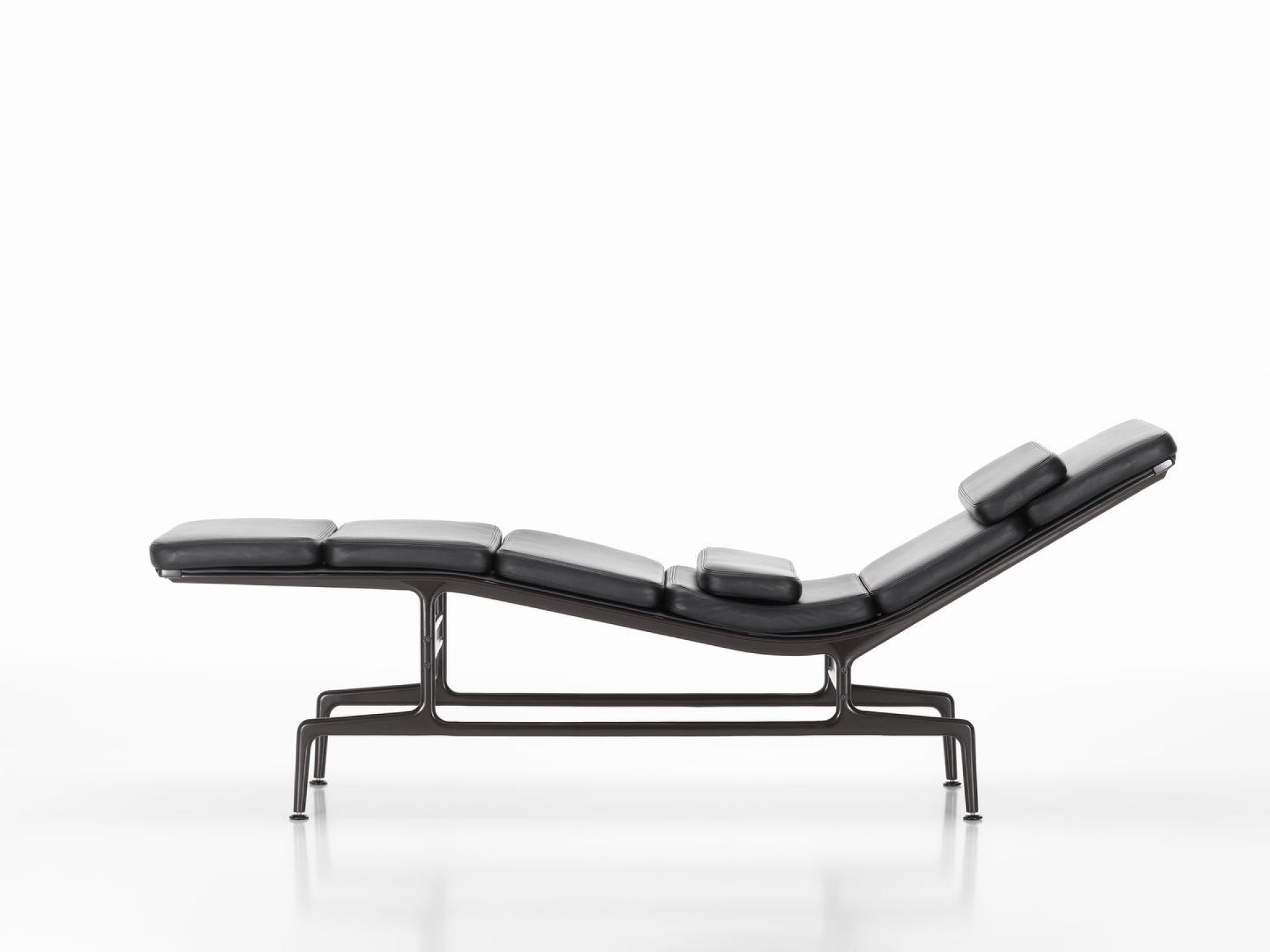 Soft Pad Chaise ES 106 Lounger Vitra
