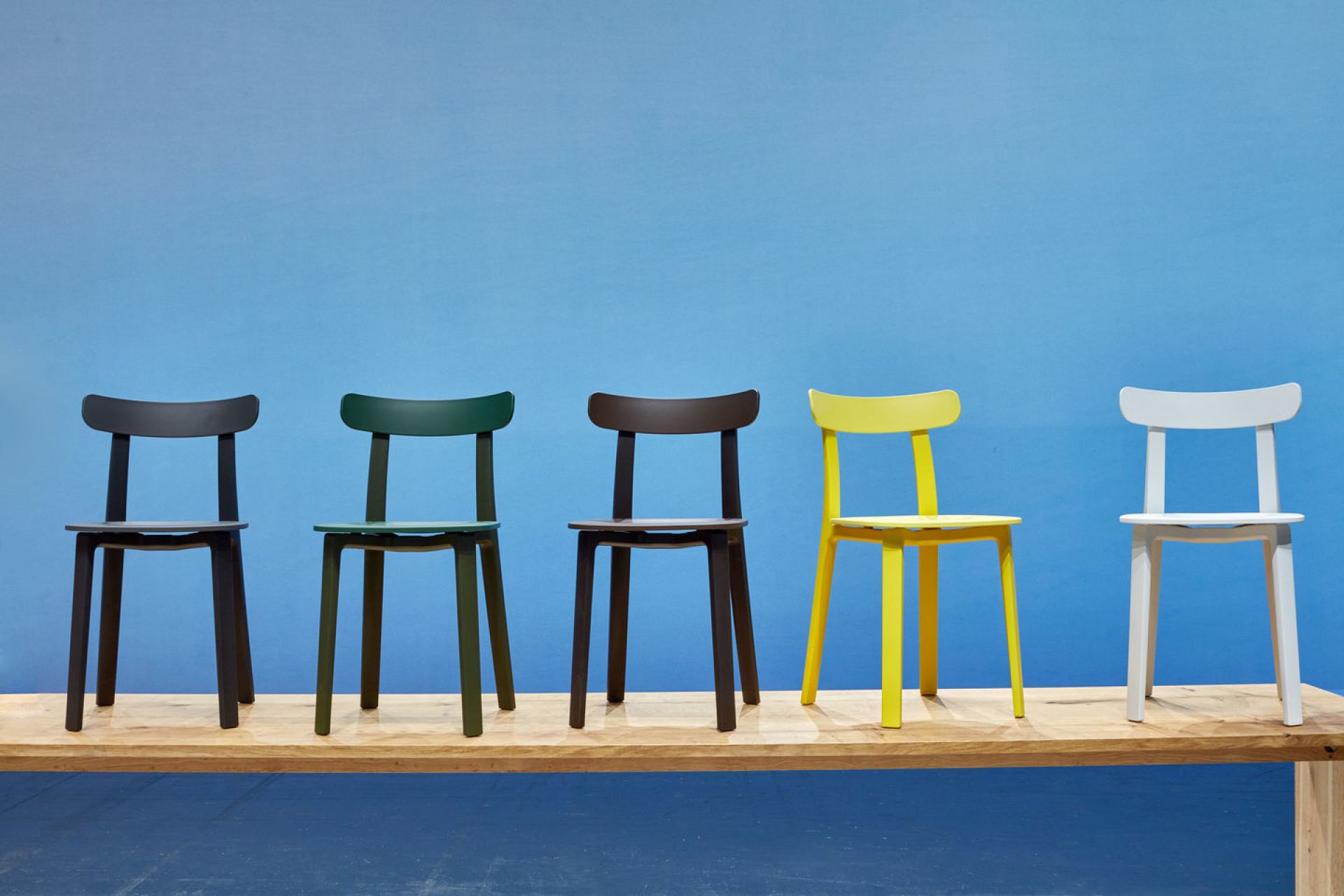 All Plastic Chair Outdoor Chair Vitra