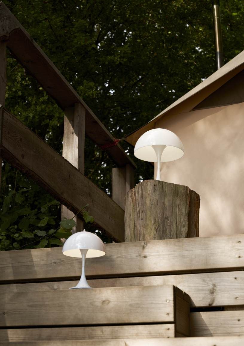 Panthella 250 Table lamp LED Louis Poulsen Opal Pale rose