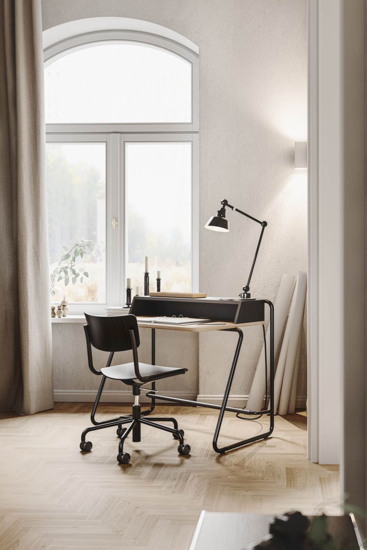 S 43 DR Swivel Chair Thonet