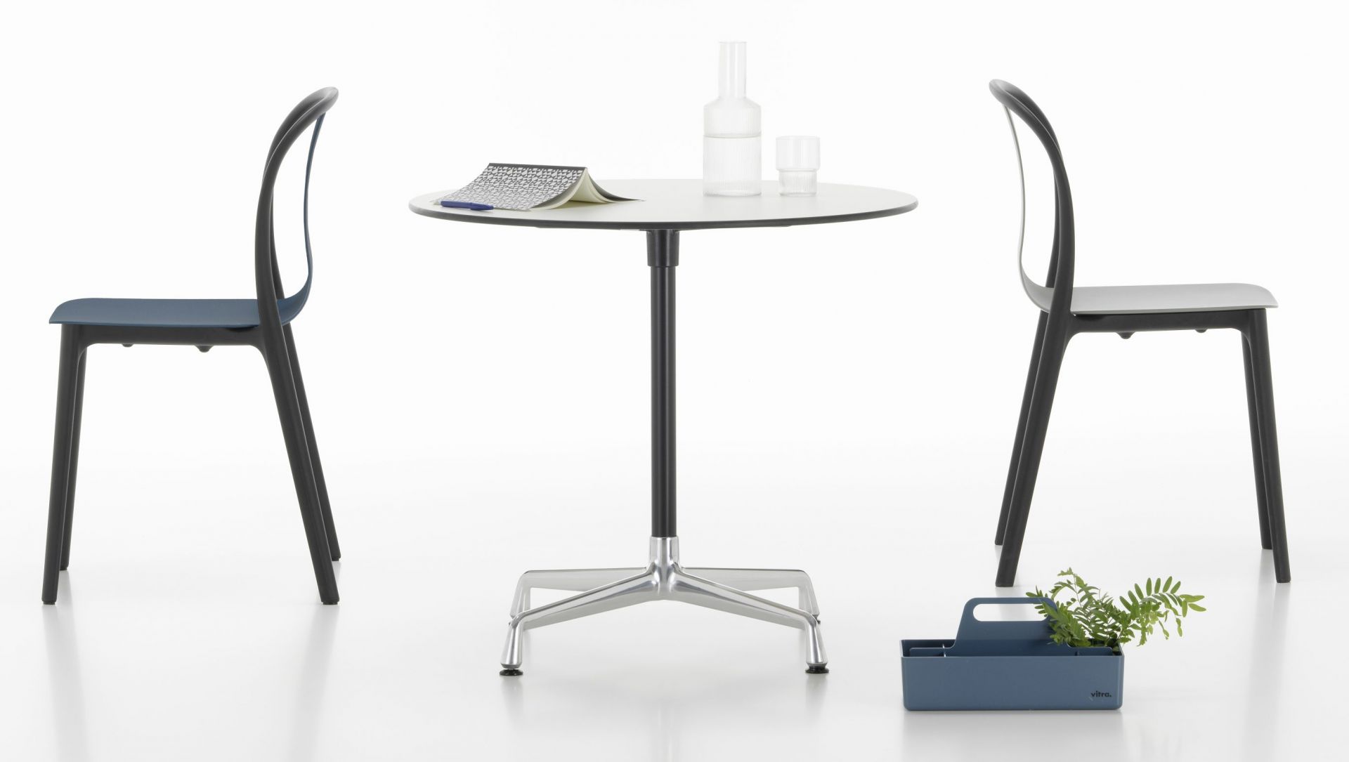 Eames Contract Table round Ø70 cm Vitra