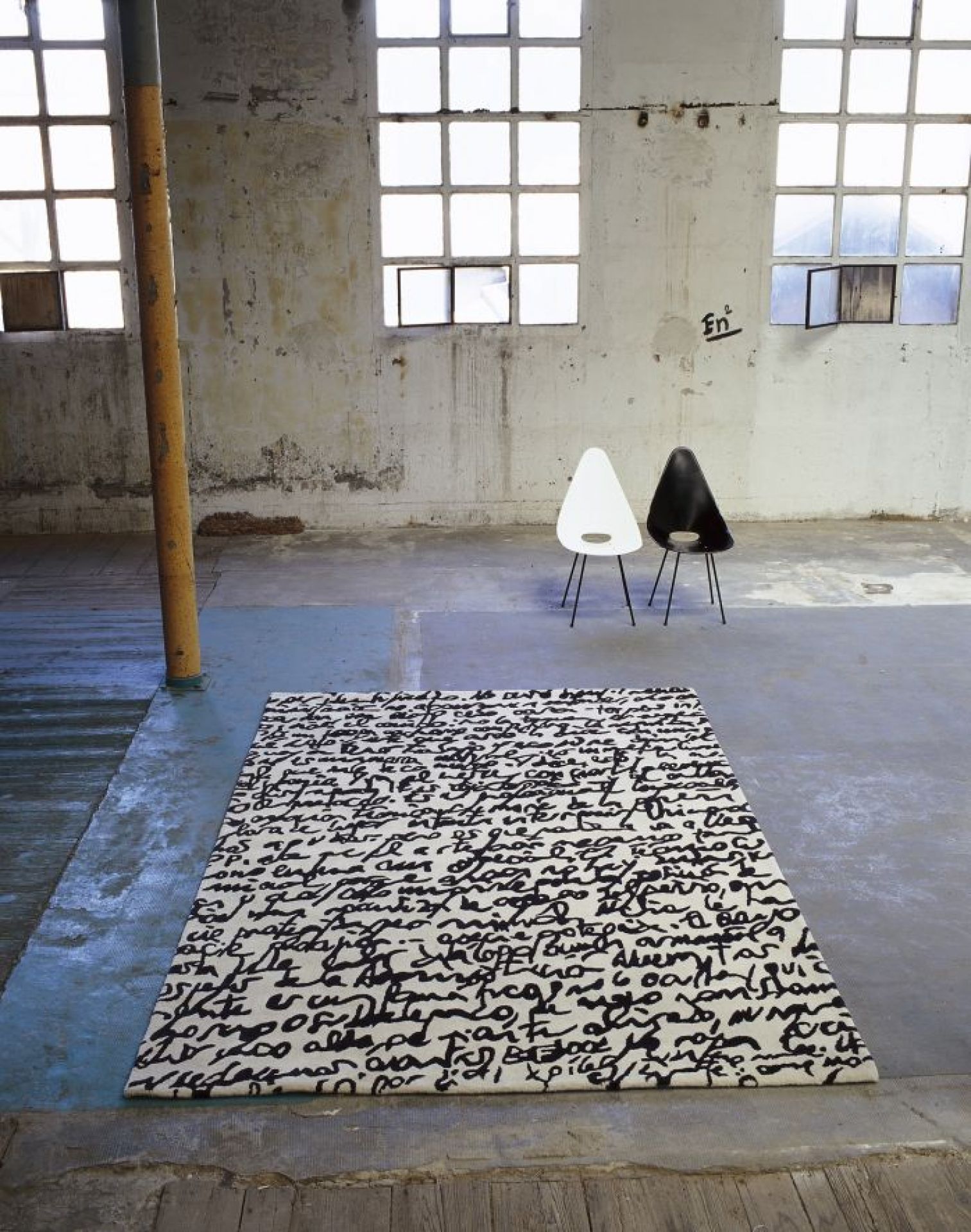 Black on white Manuscrit carpet Nanimarquina