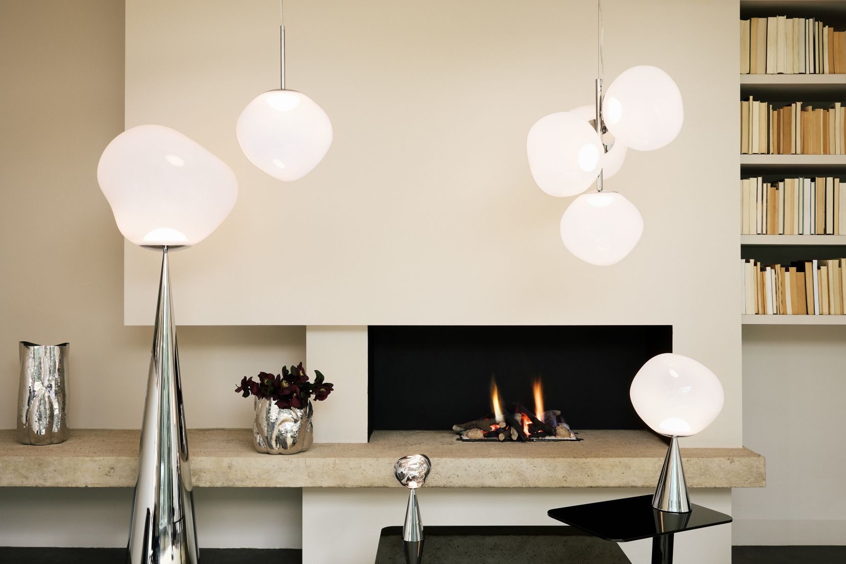 Melt Cone Fat Floor lamp silver - opal Tom Dixon