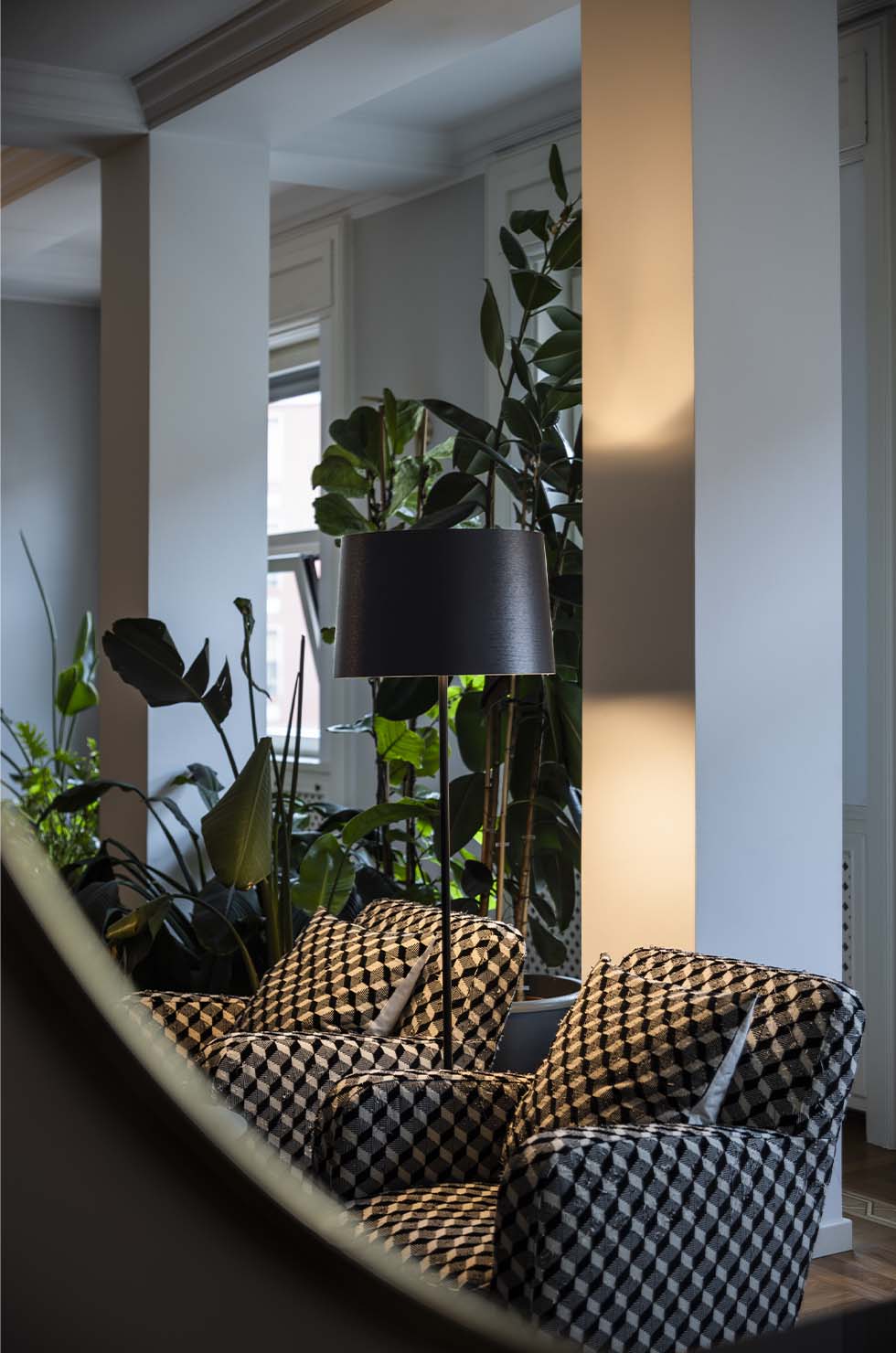 Twiggy Lettura Floor On/Off floor lamp Foscarini